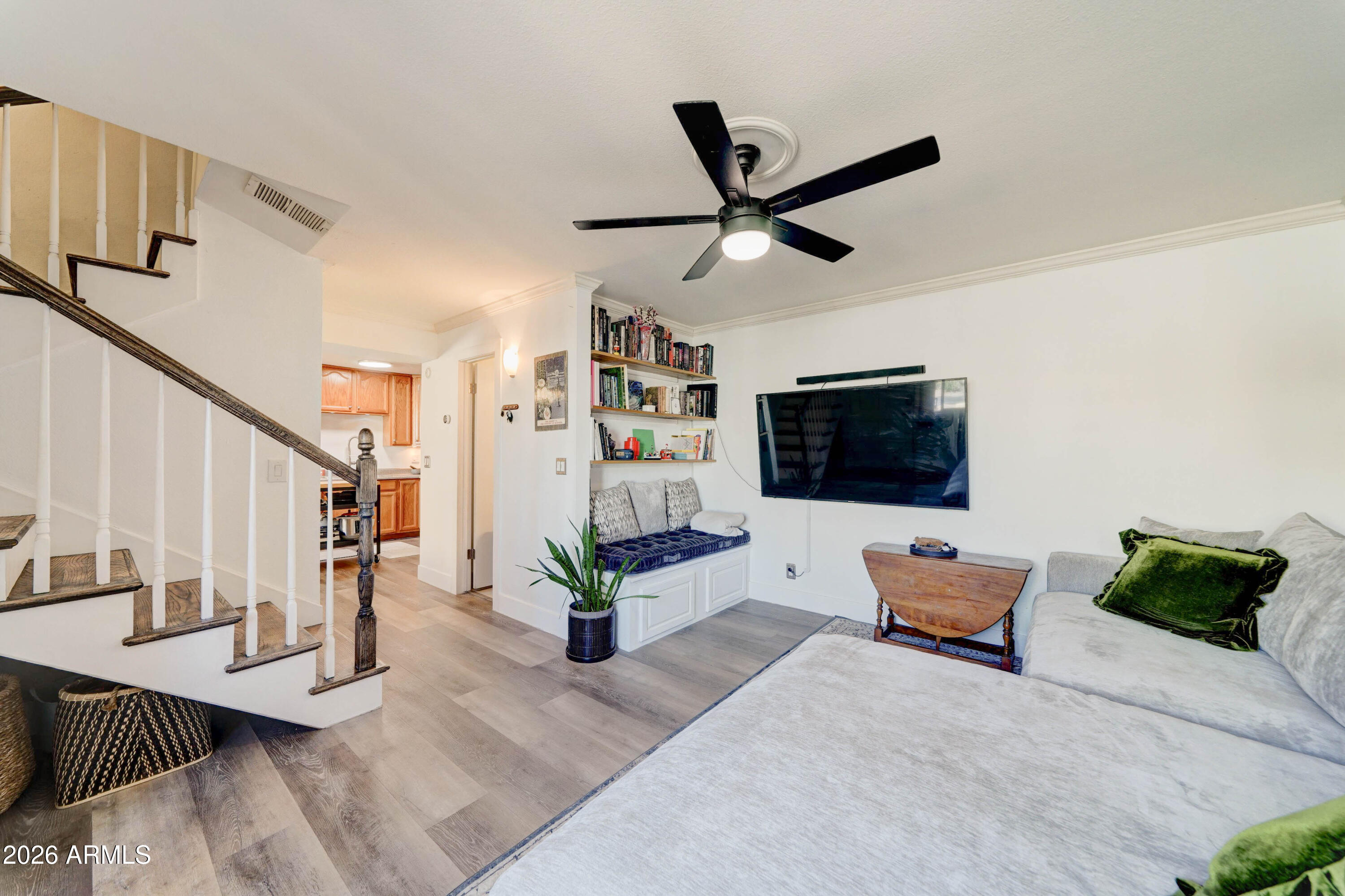 8055 E THOMAS Road D102