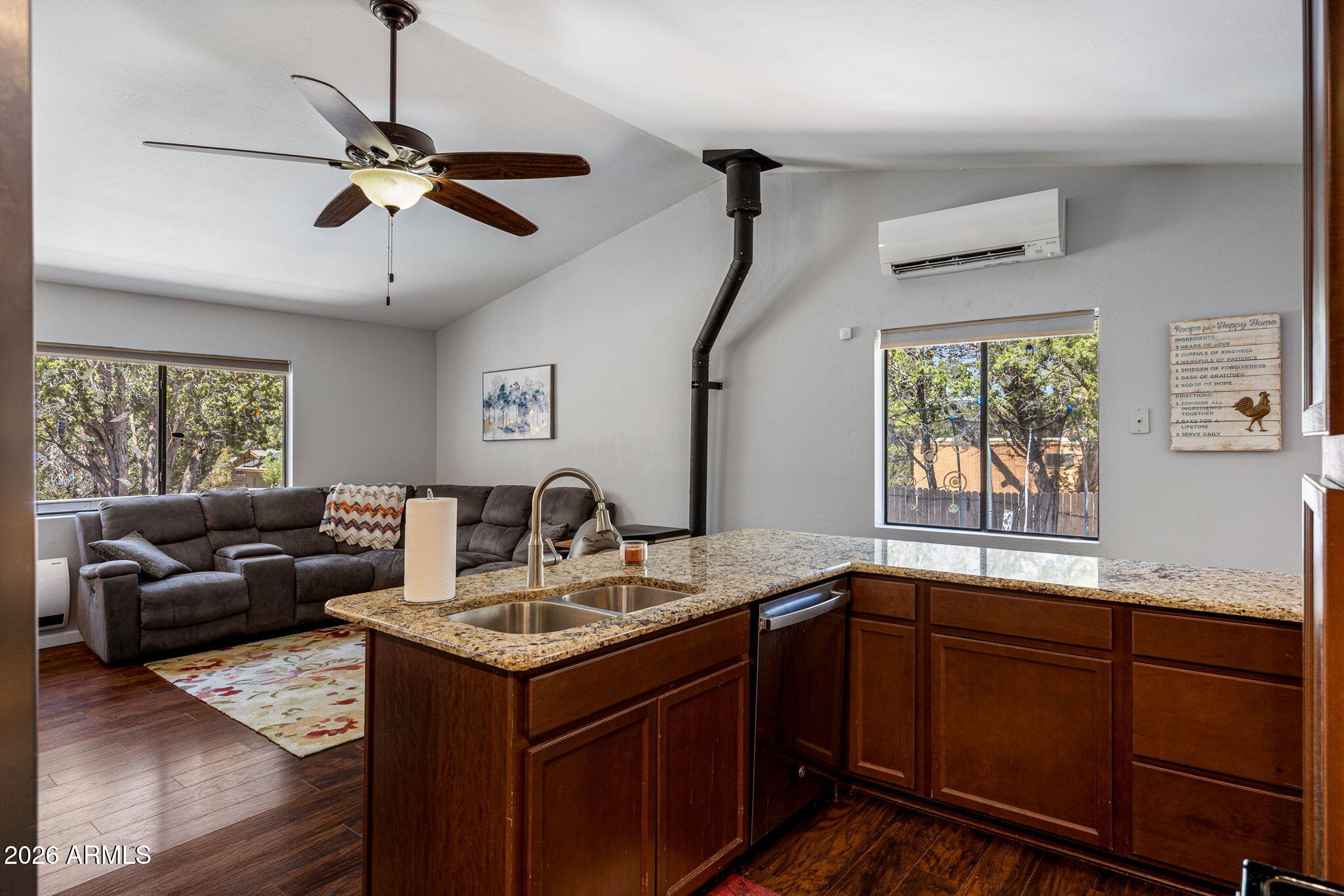 1087 RIM VIEW Drive