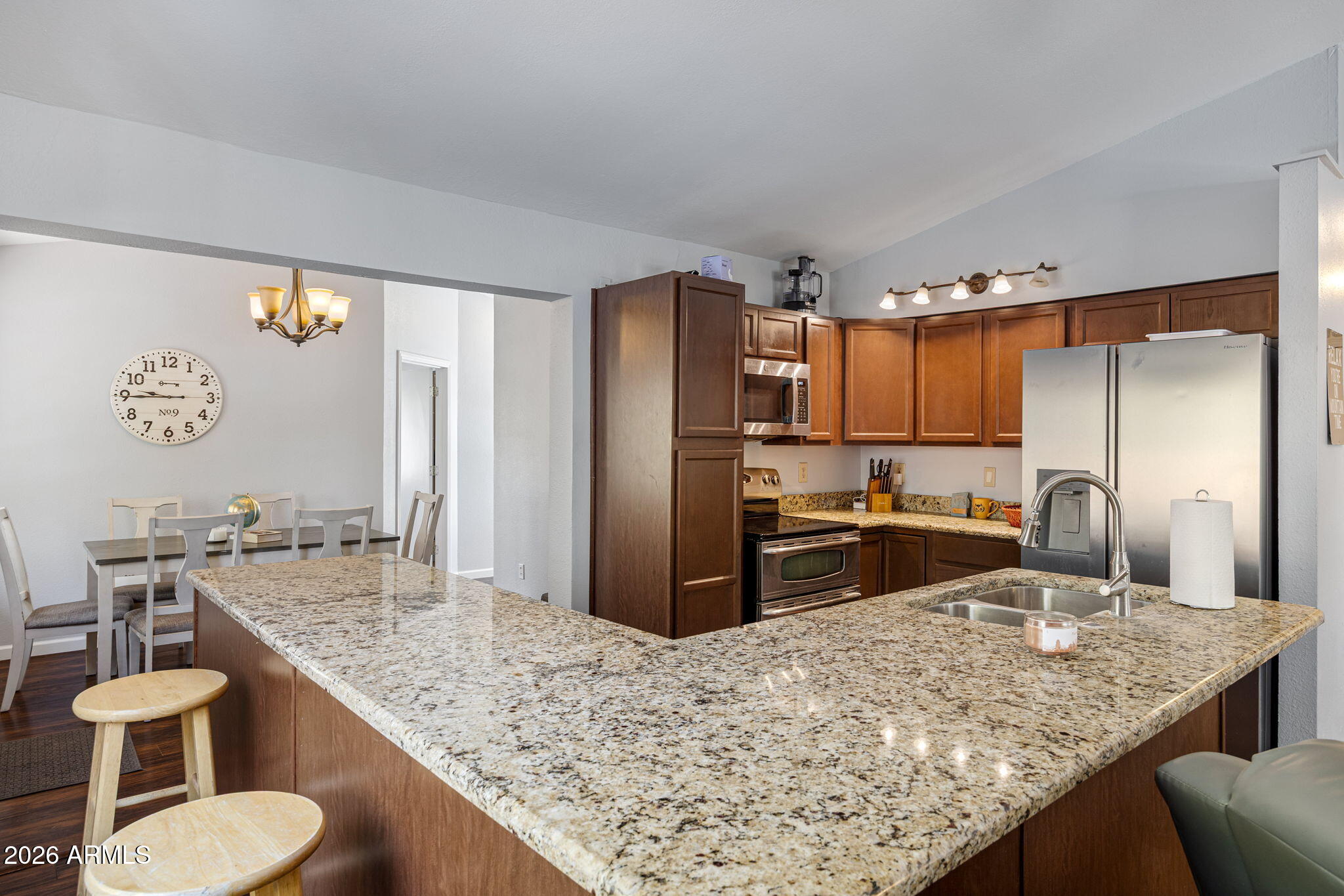 1087 RIM VIEW Drive