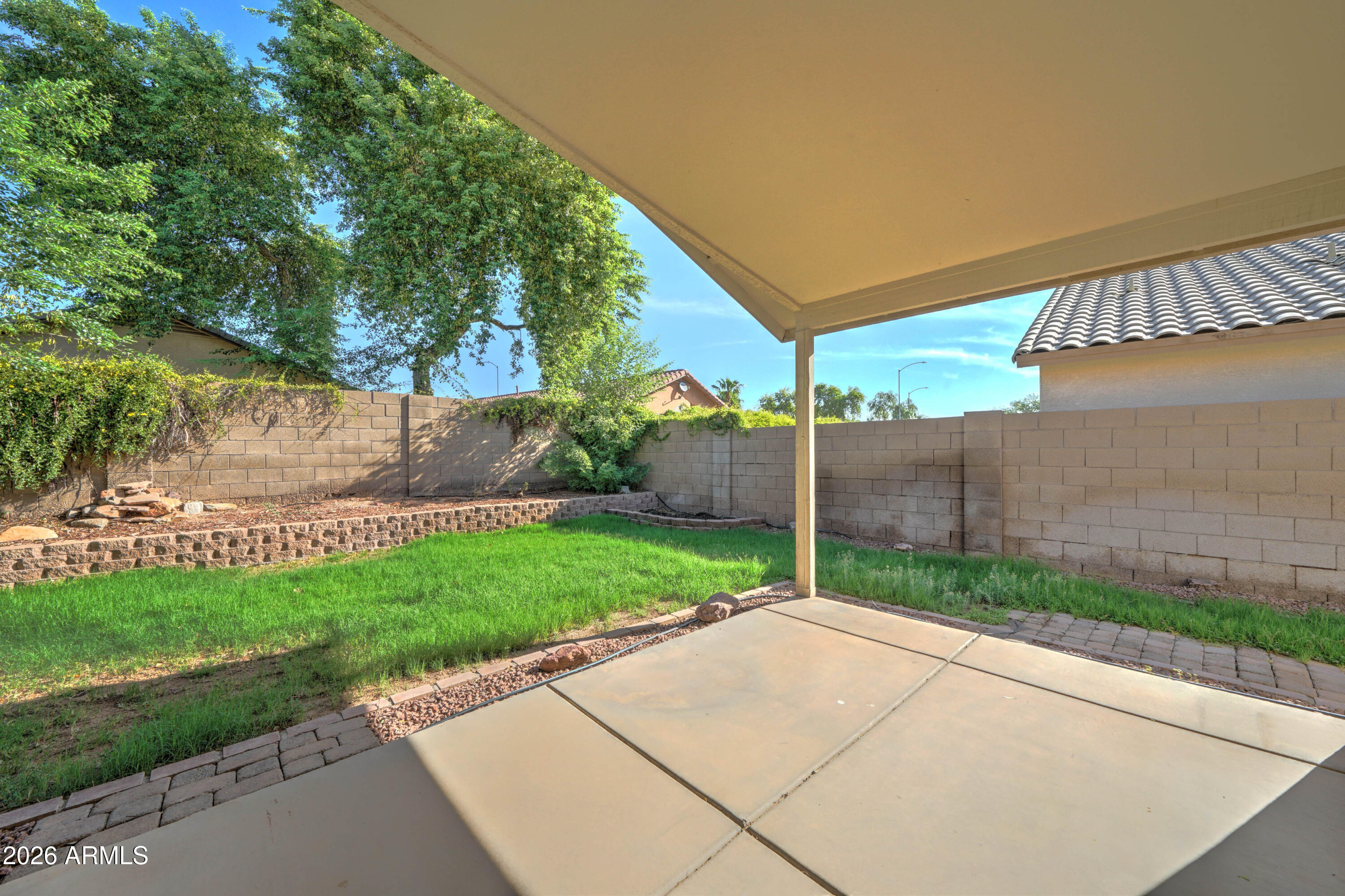 9504 E POSADA Avenue