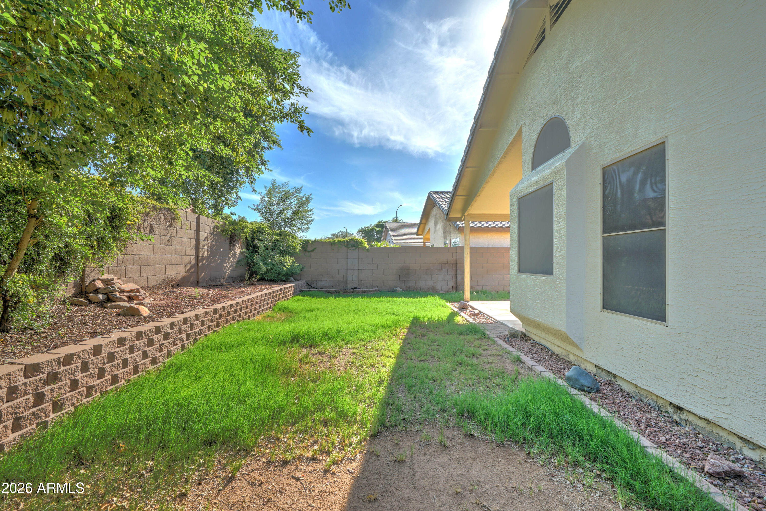 9504 E POSADA Avenue