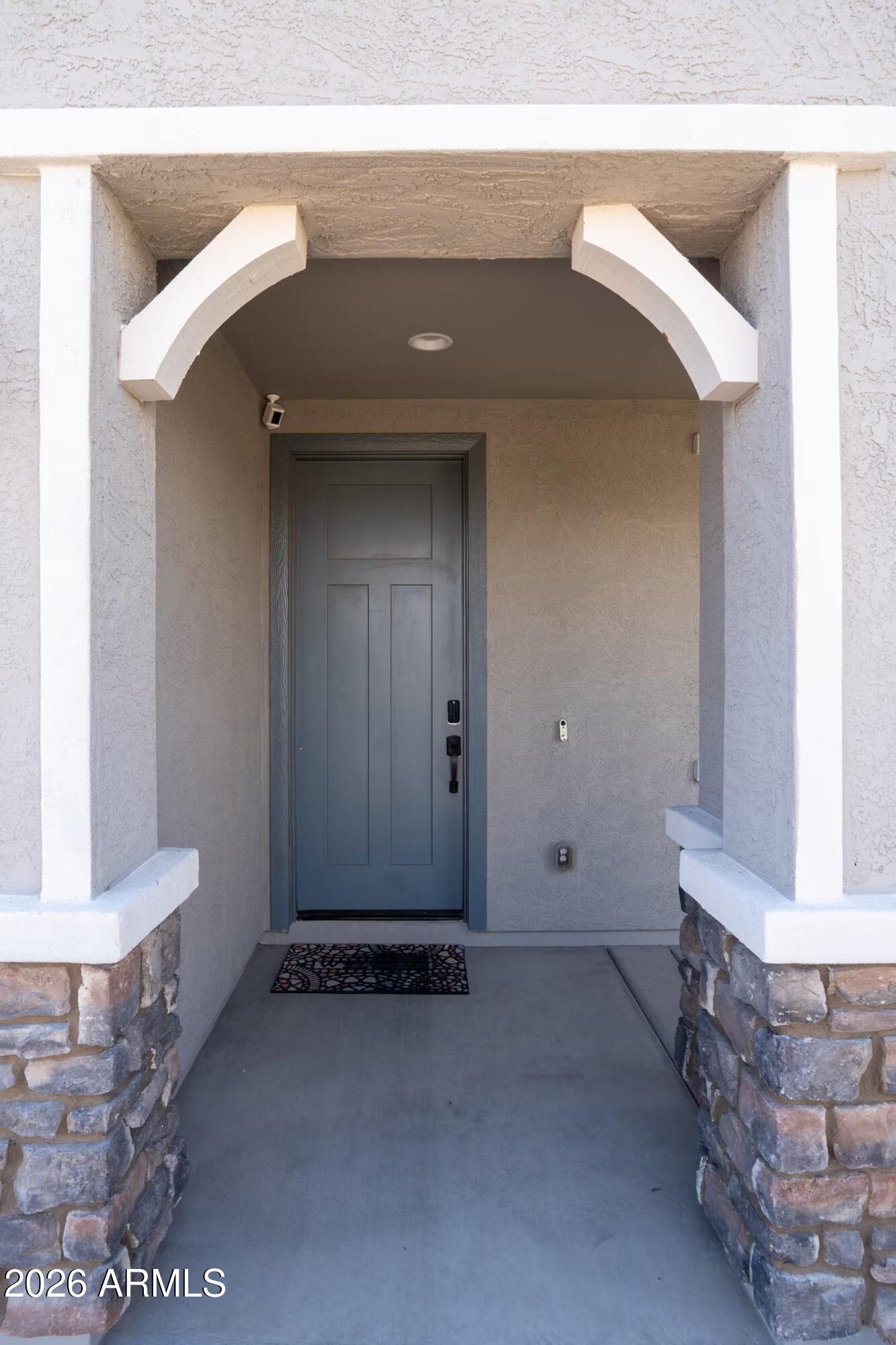 2437 E ALTA VISTA Road