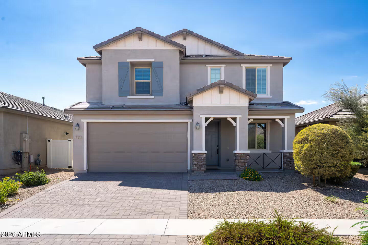2437 E ALTA VISTA Road