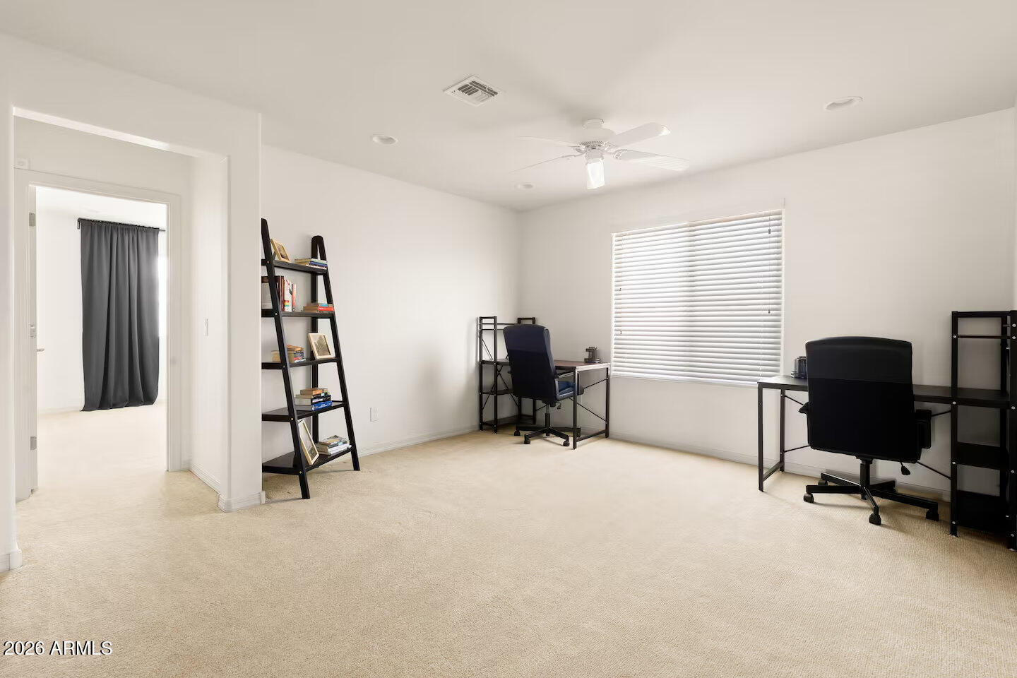 2437 E ALTA VISTA Road