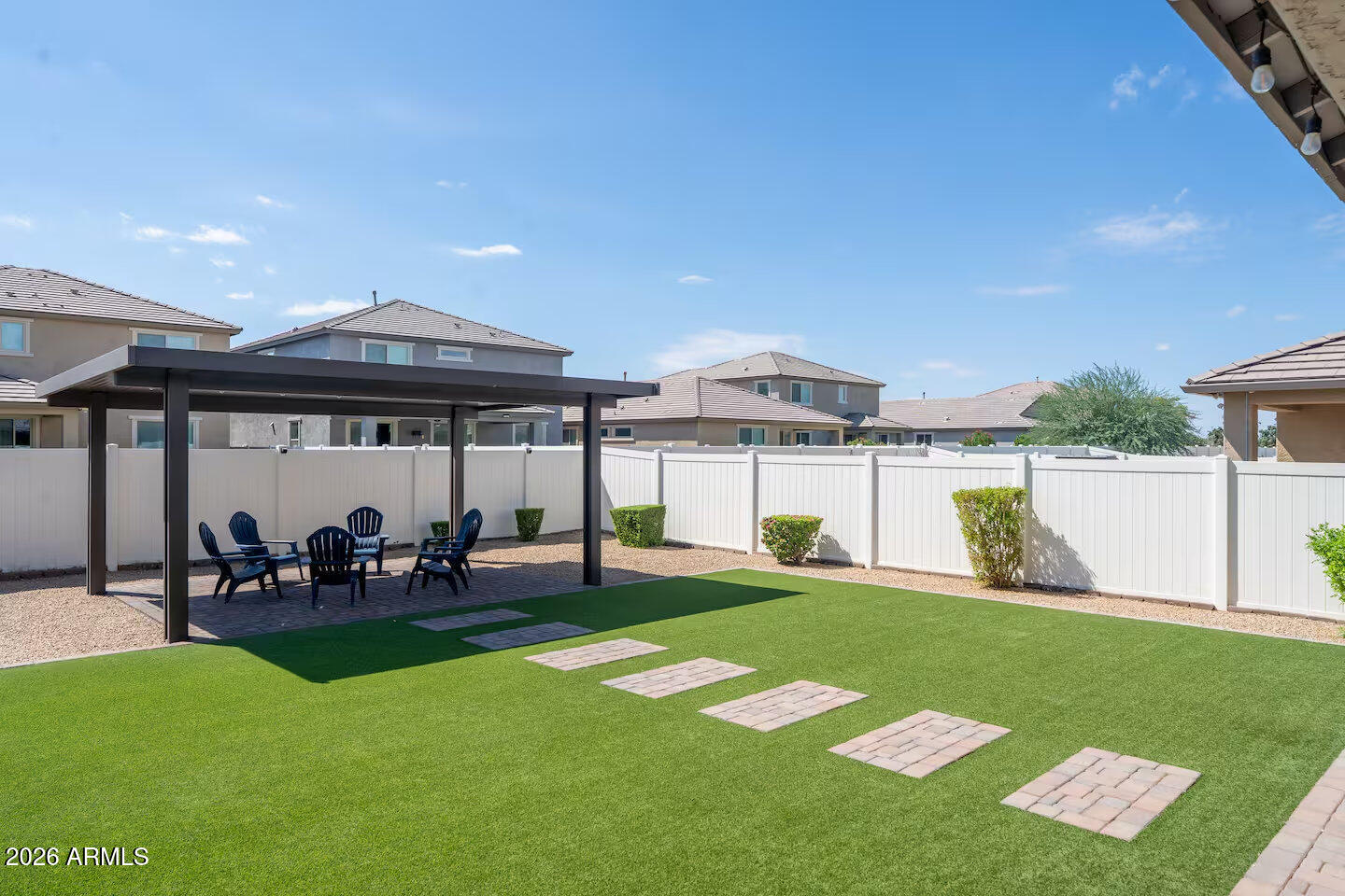 2437 E ALTA VISTA Road