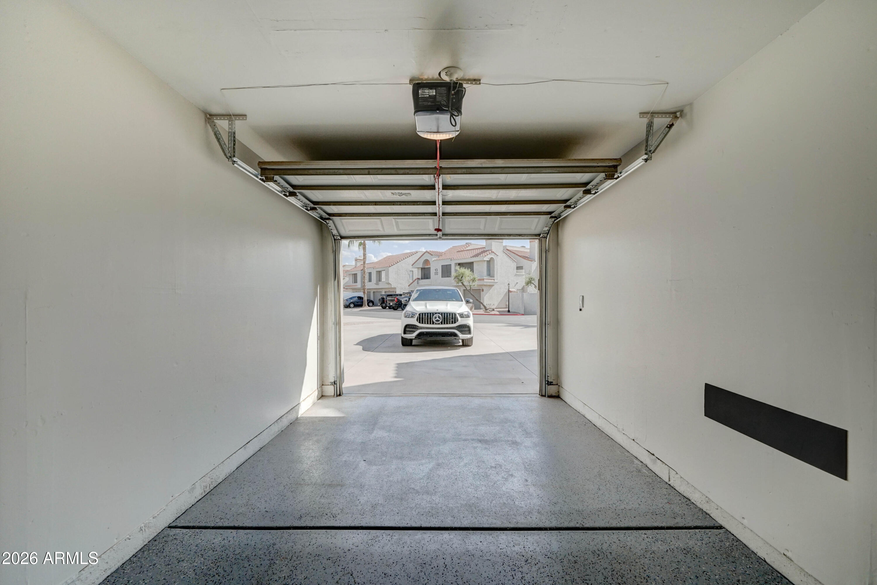 10115 E MOUNTAIN VIEW Road 2022