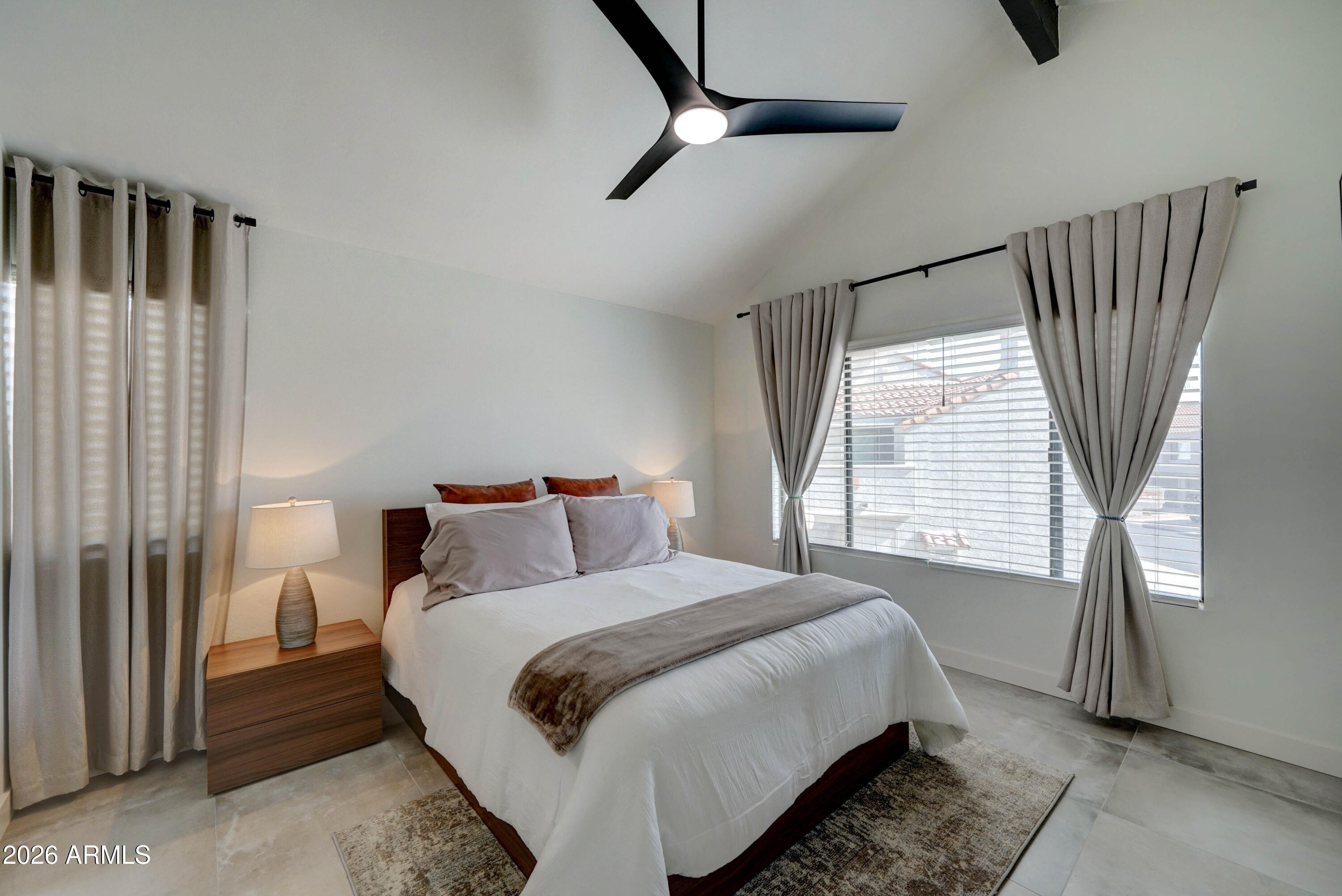 10115 E MOUNTAIN VIEW Road 2022