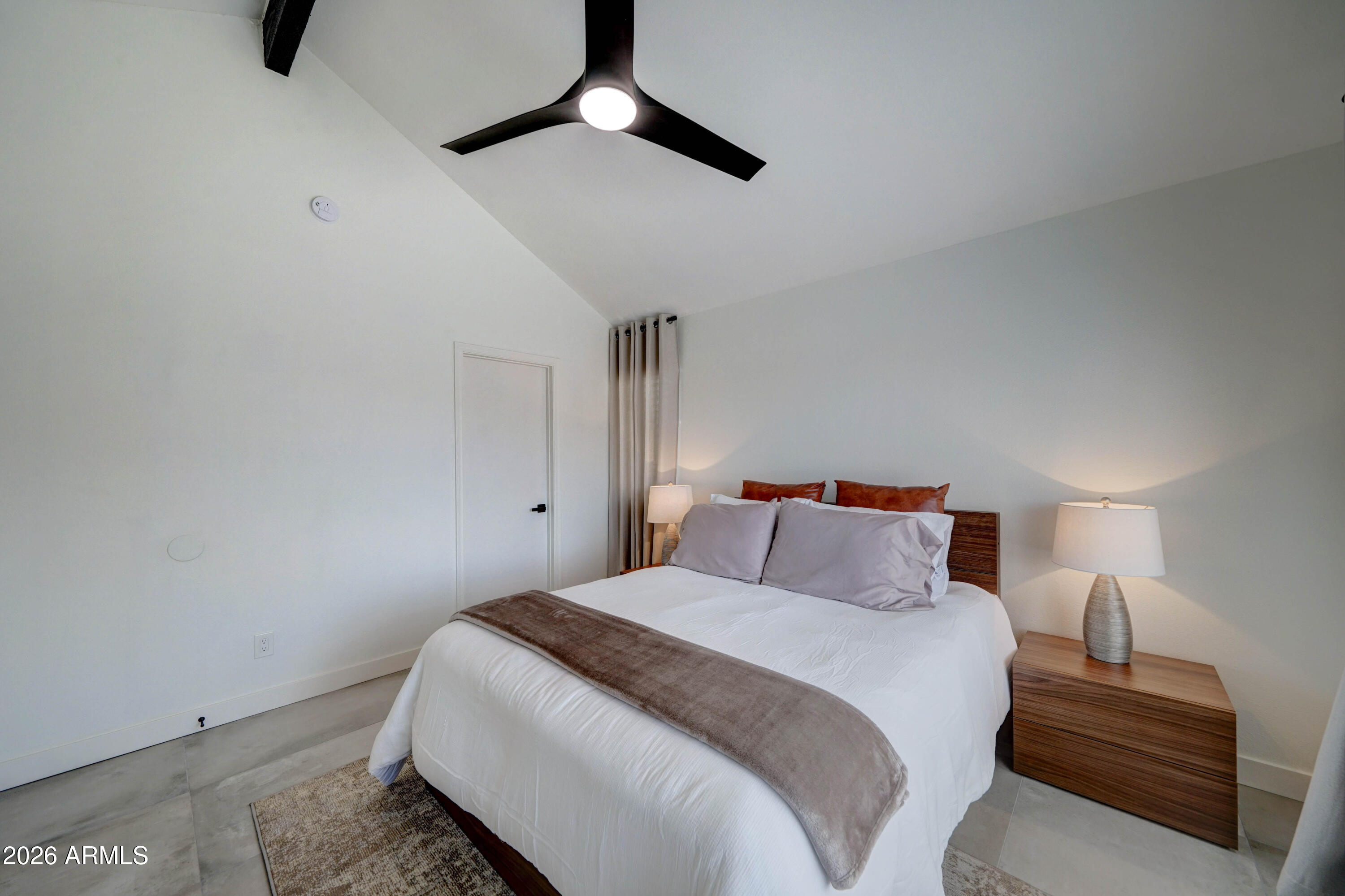 10115 E MOUNTAIN VIEW Road 2022