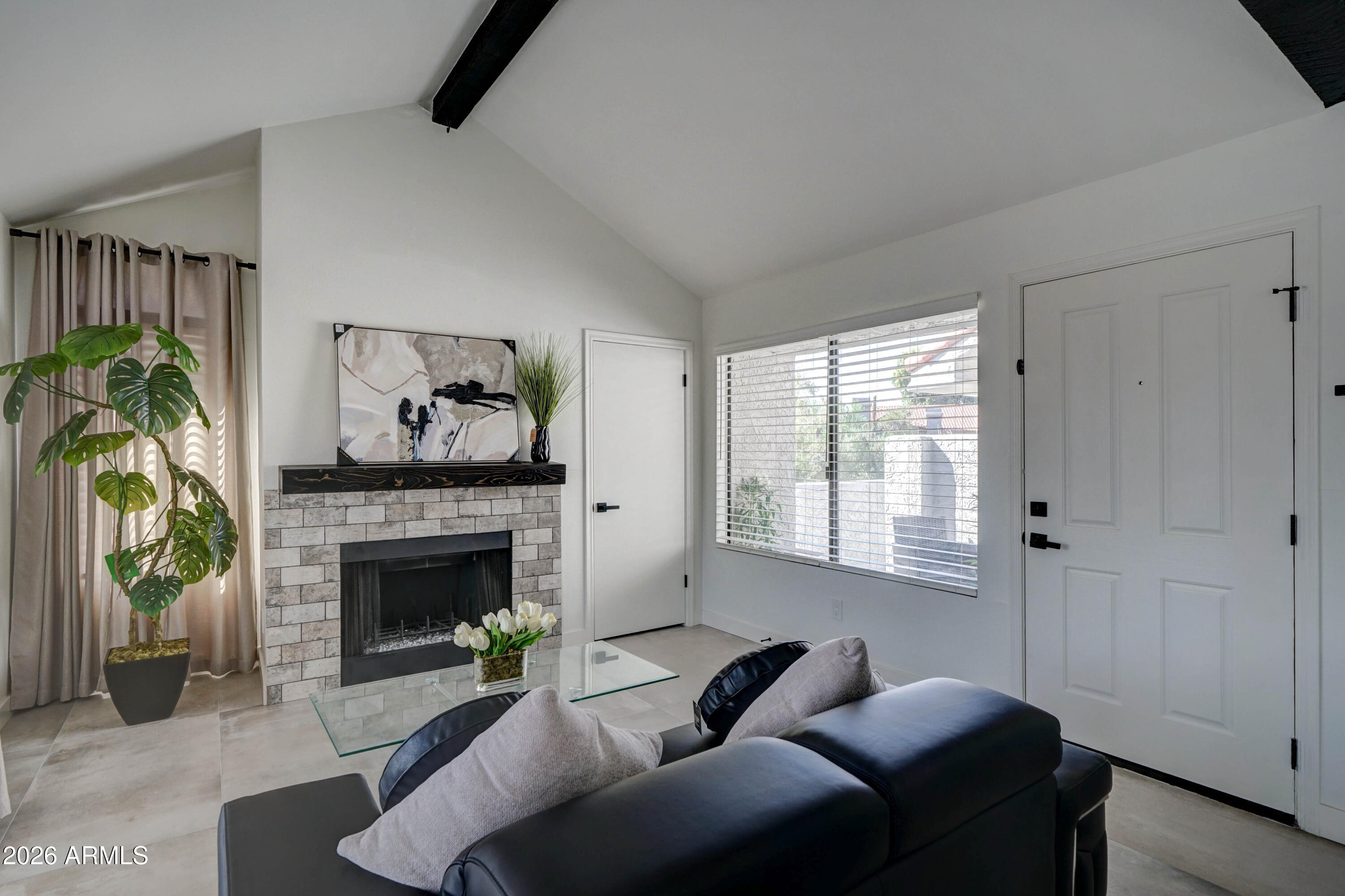 10115 E MOUNTAIN VIEW Road 2022