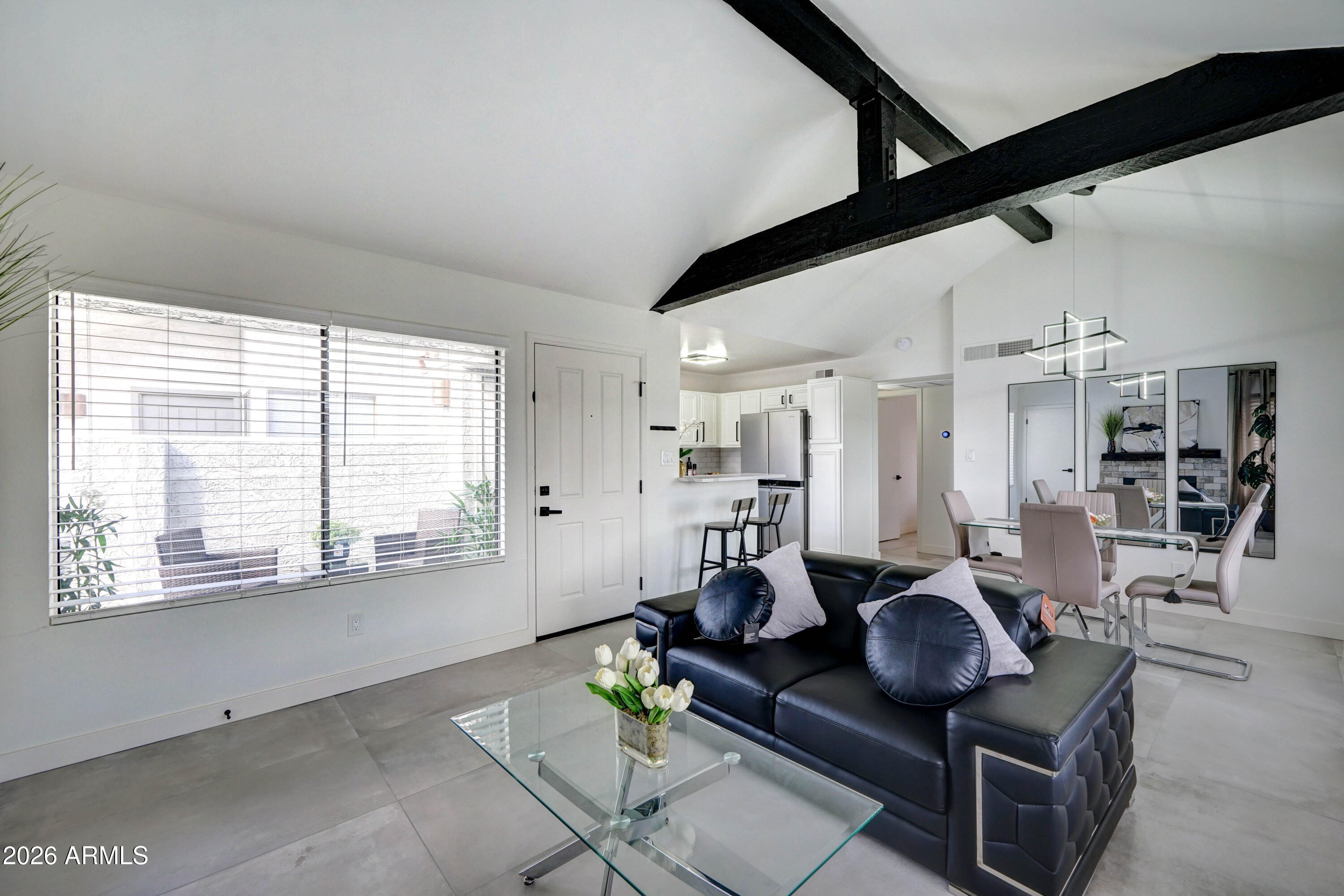 10115 E MOUNTAIN VIEW Road 2022