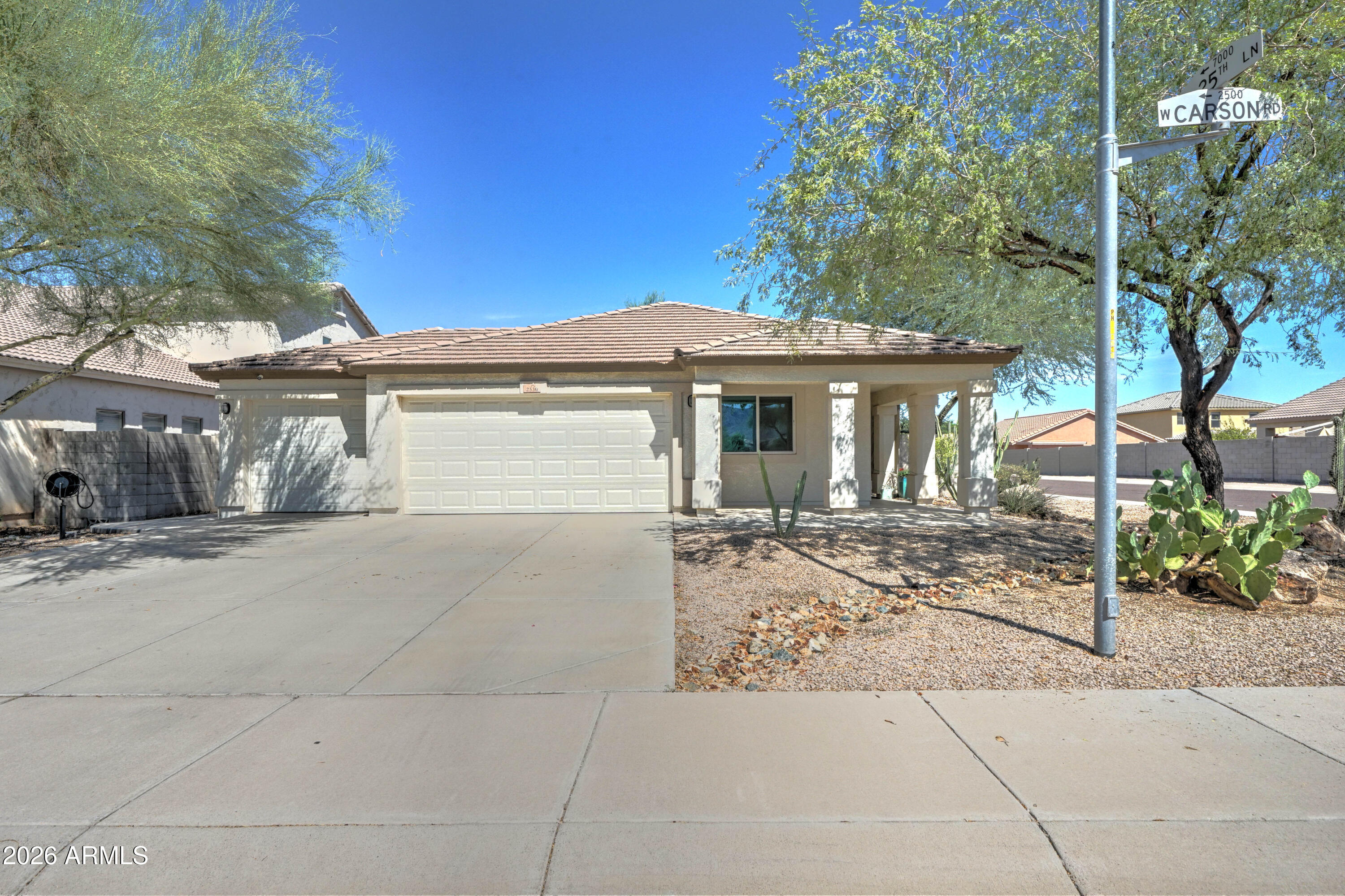 2530 W CARSON Road