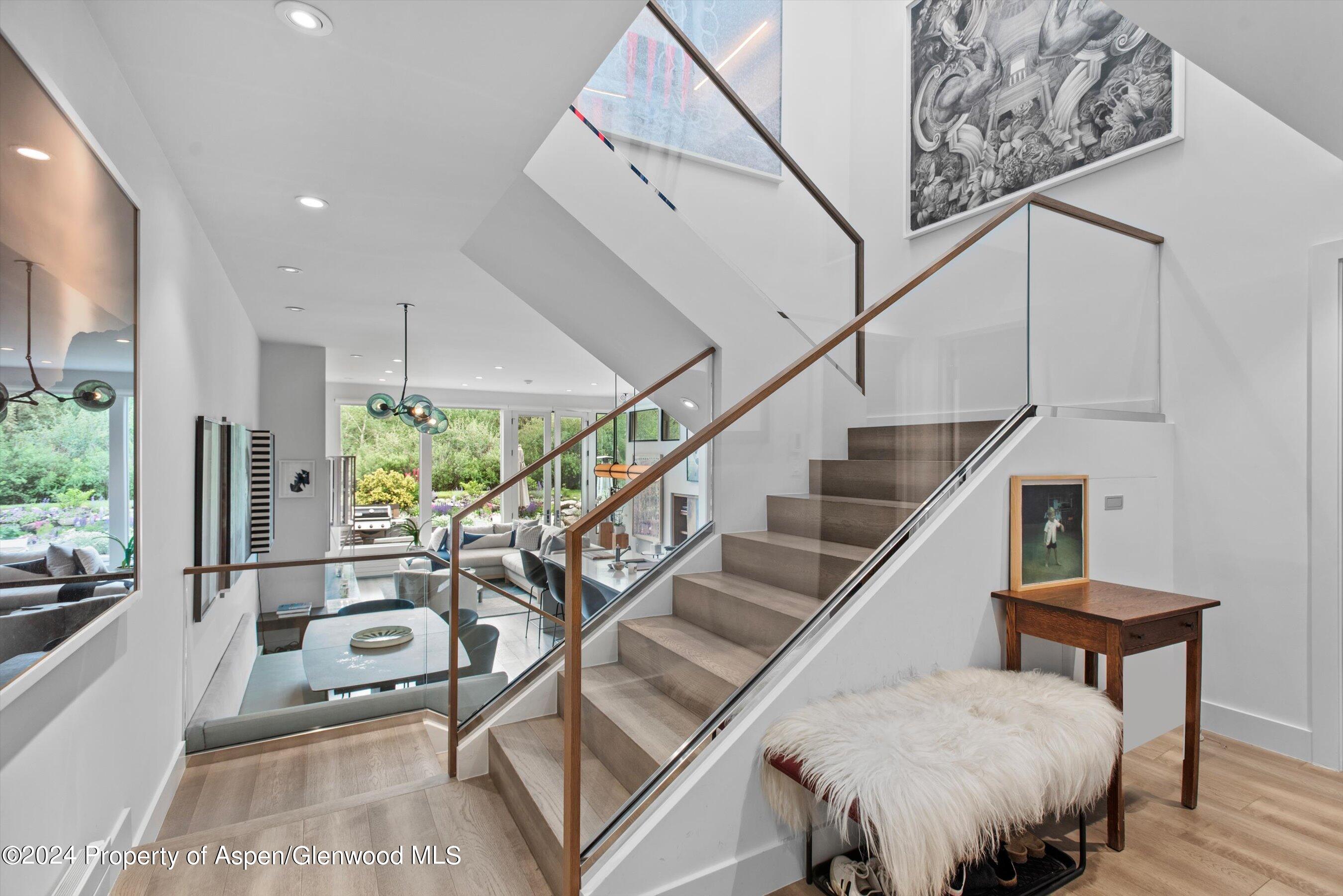 155 Lone Pine Road, Unit 8