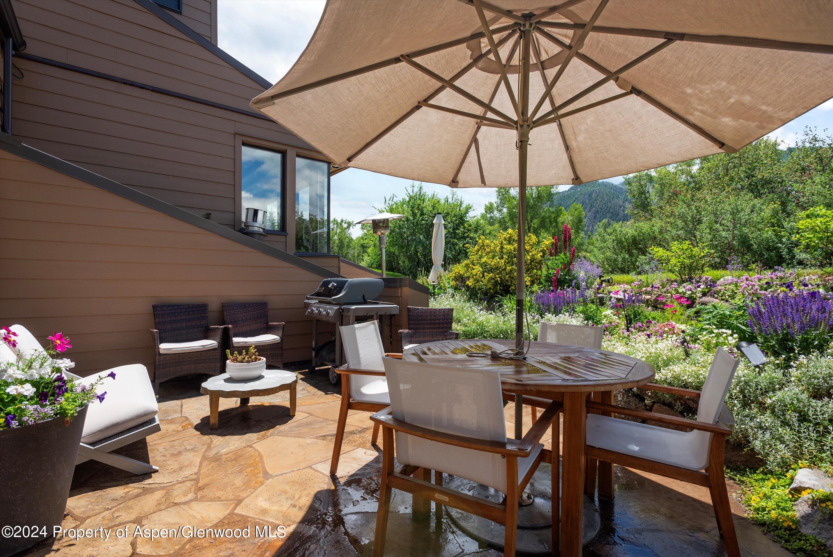 155 Lone Pine Road, Unit 8