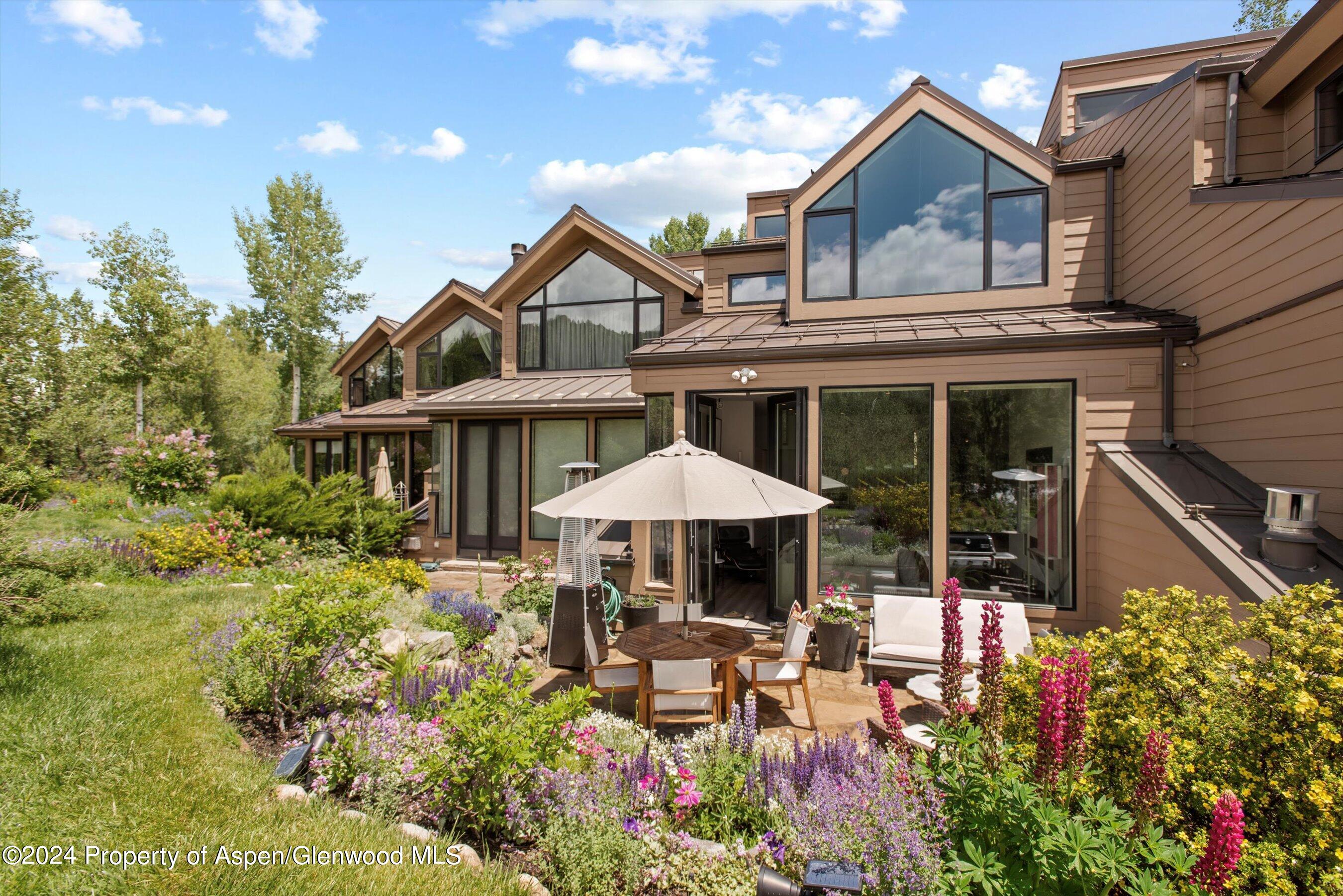 155 Lone Pine Road, Unit 8