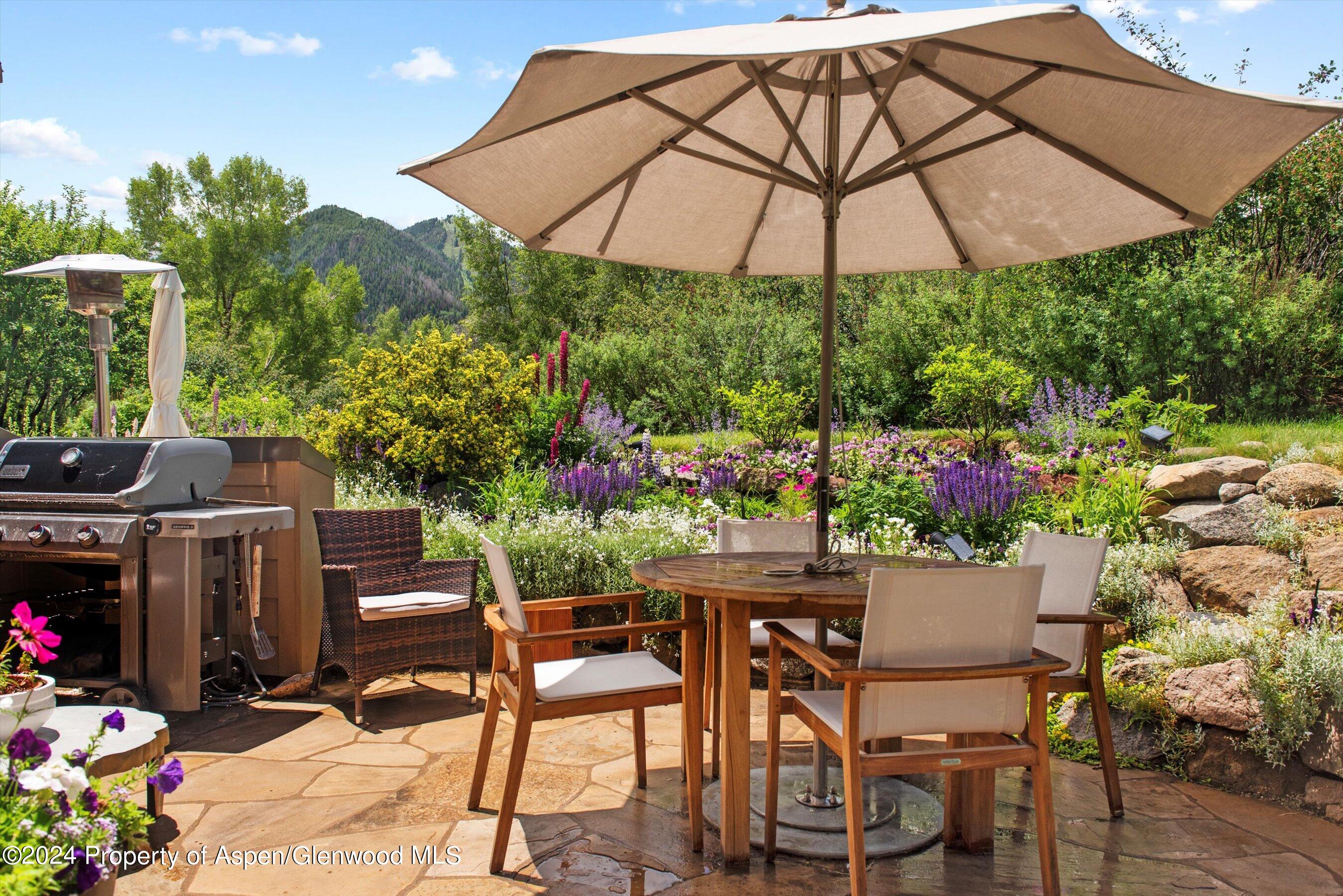 155 Lone Pine Road, Unit 8