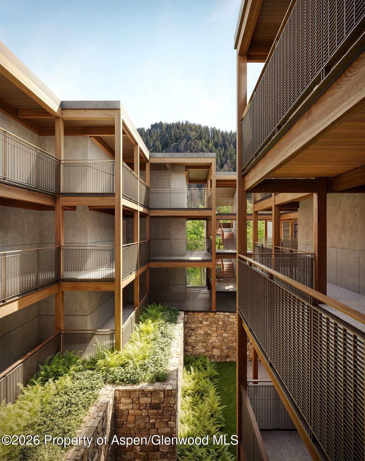 610 S West End Street, K201