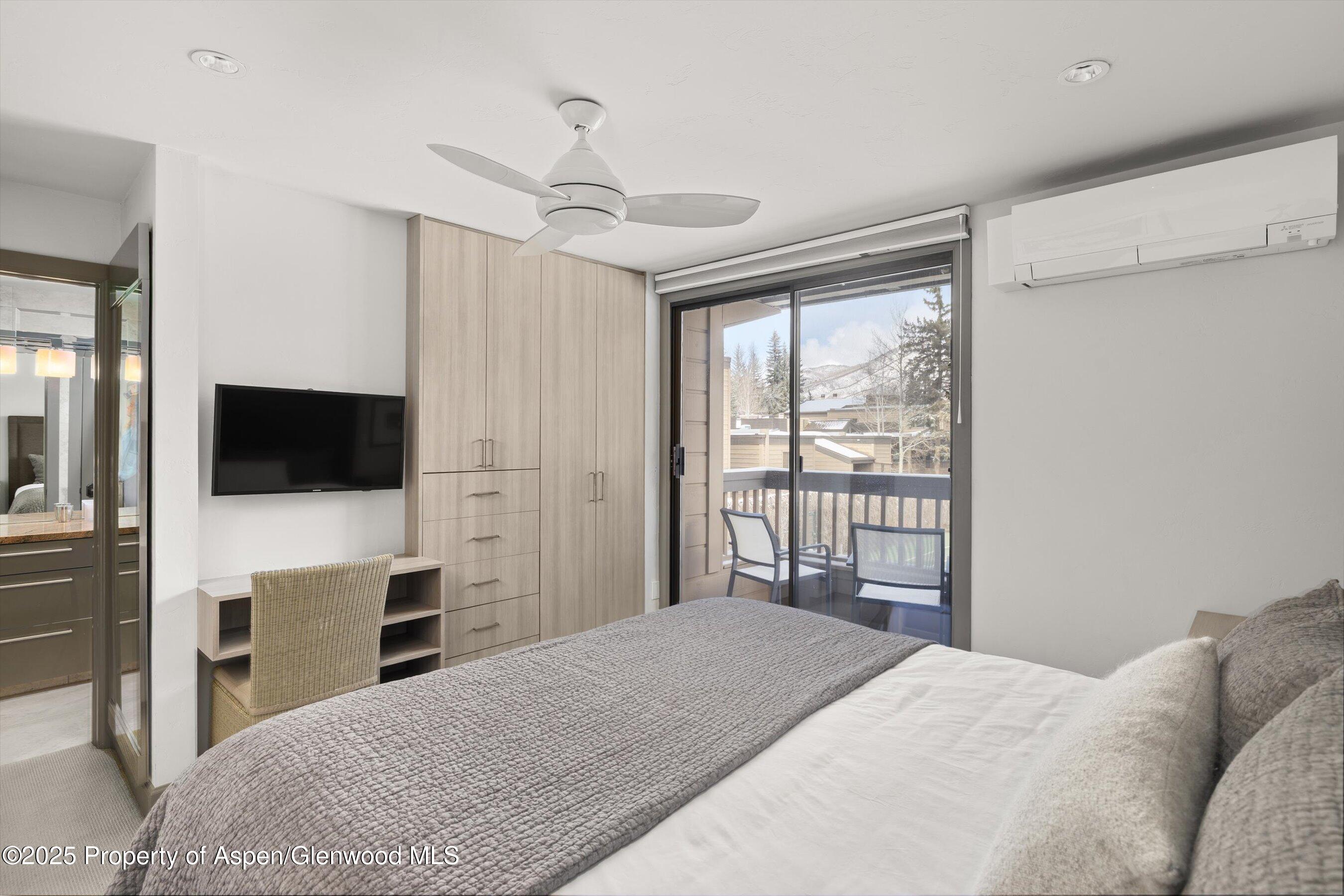 610 S West End Street, K201