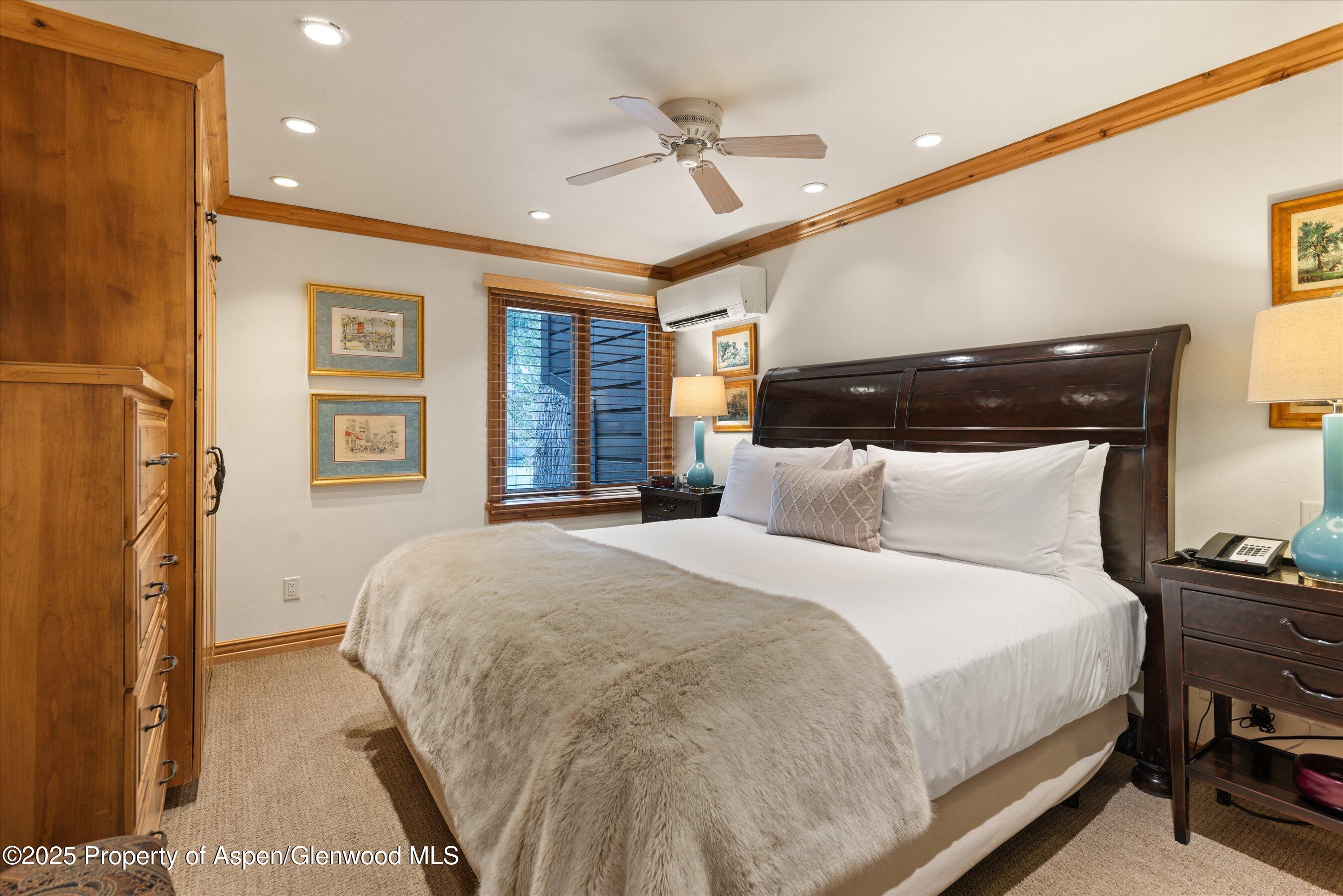 610 S West End Street, D203