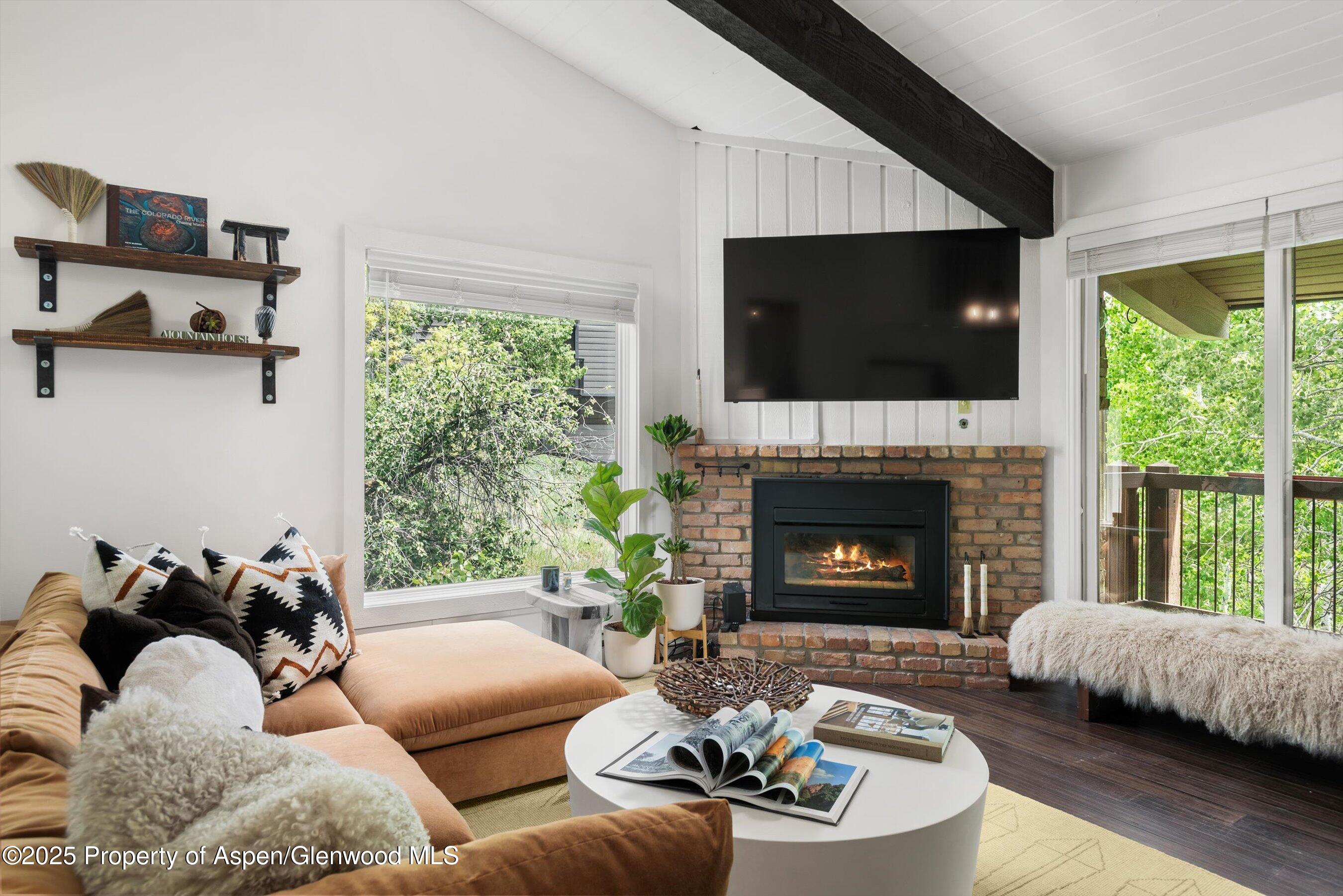 35 Upper Woodbridge Road, 18-CD