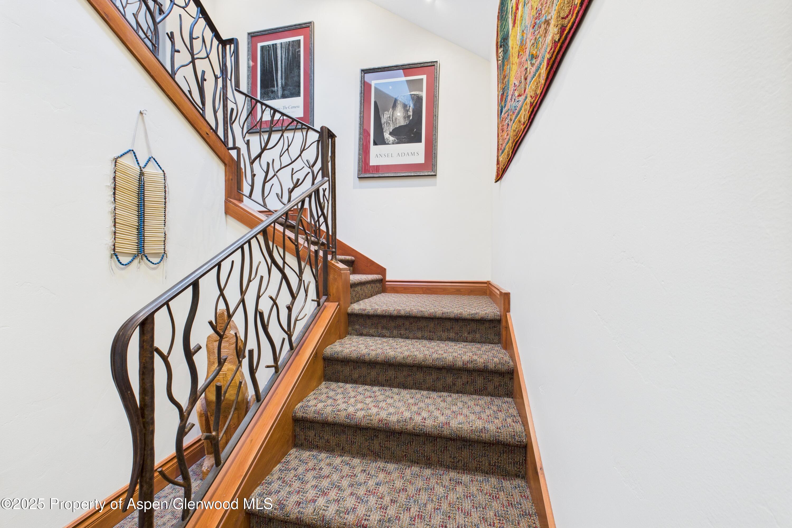 593 Meadowood Drive