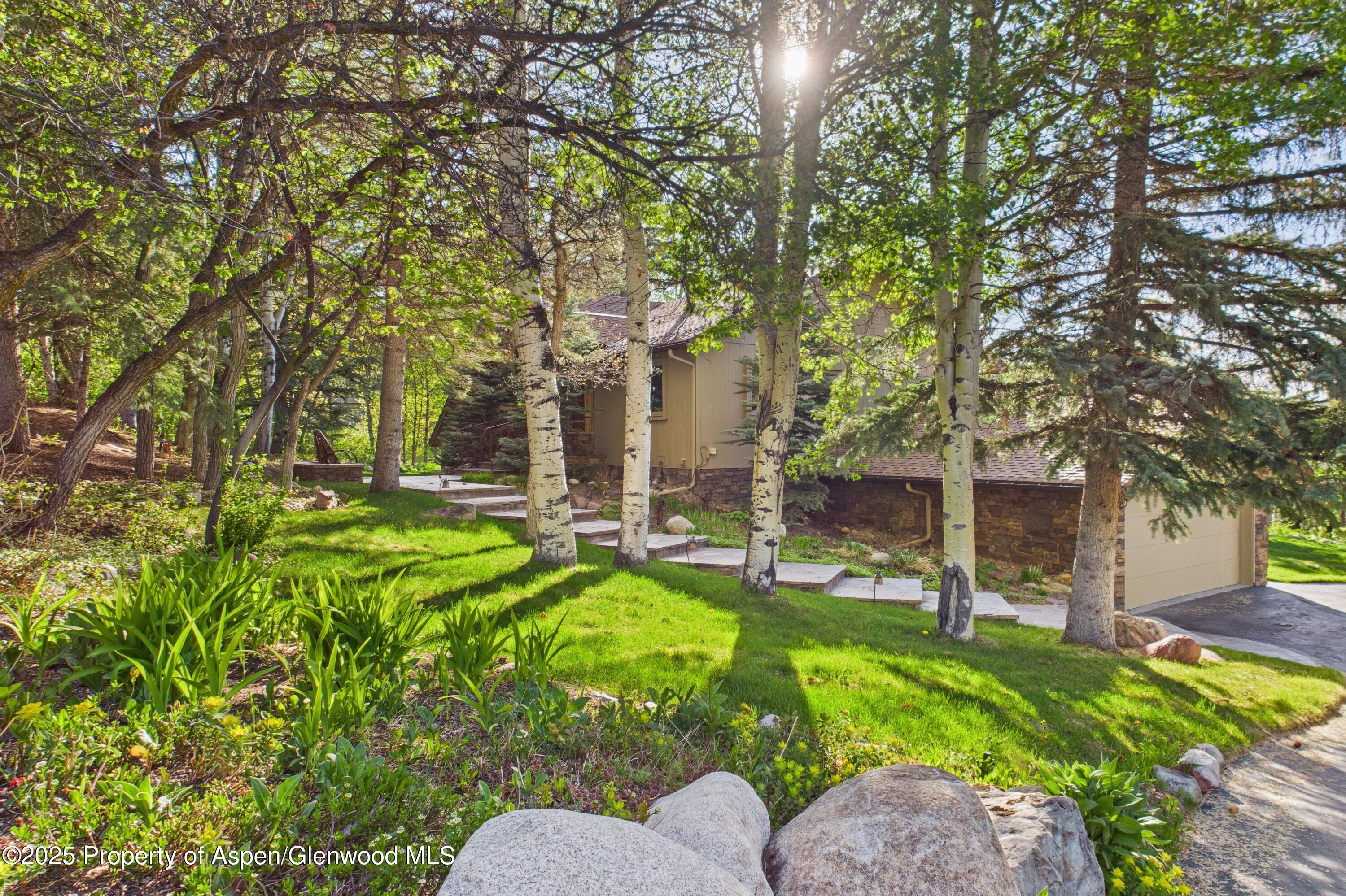 593 Meadowood Drive