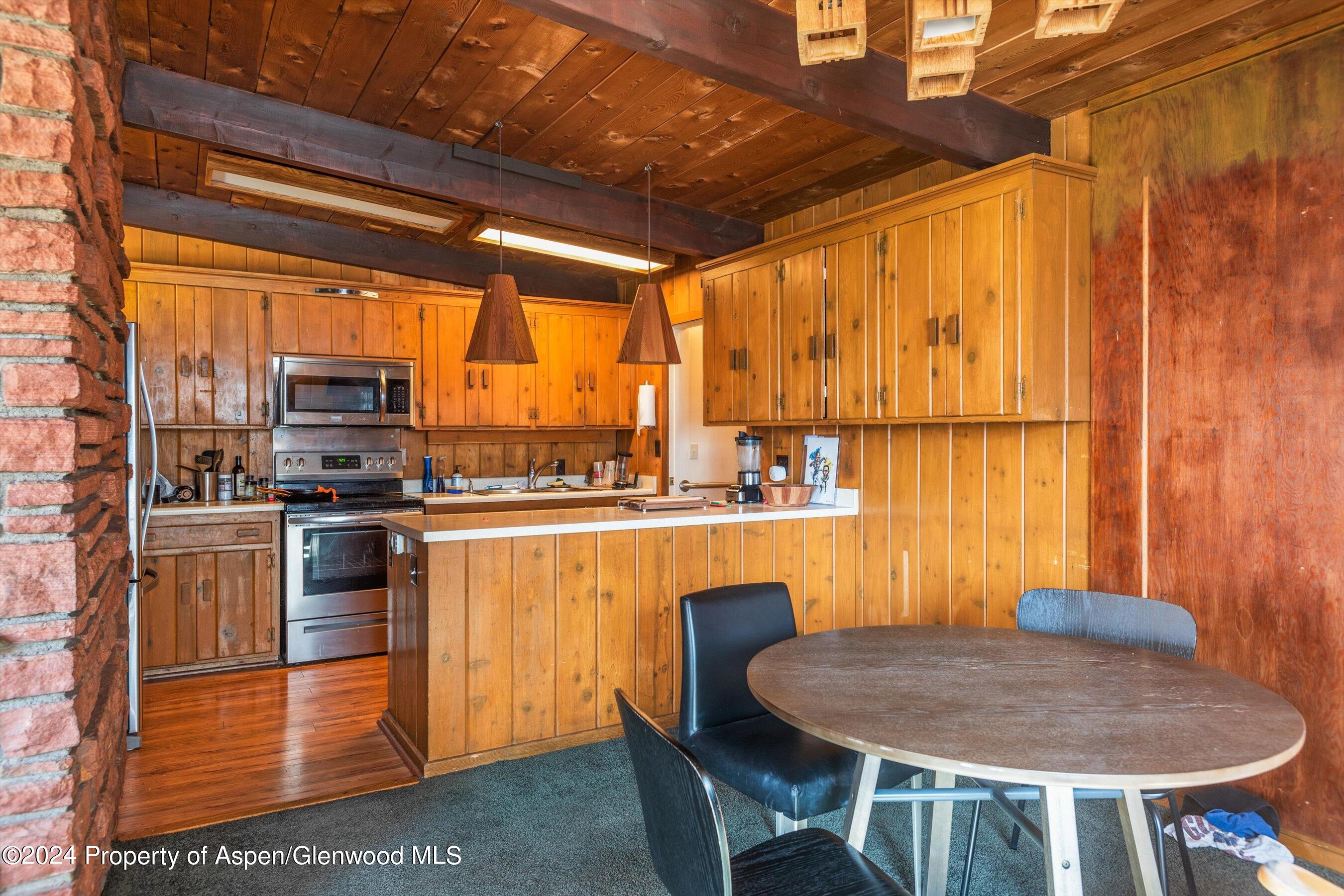 1227 Mountain View Drive, Units 1 & 2