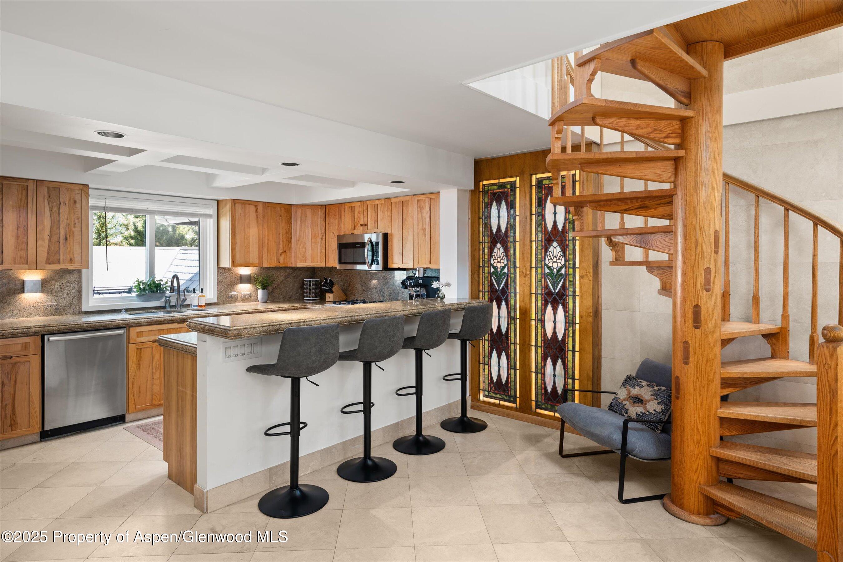 650 S Monarch Street, Unit 11