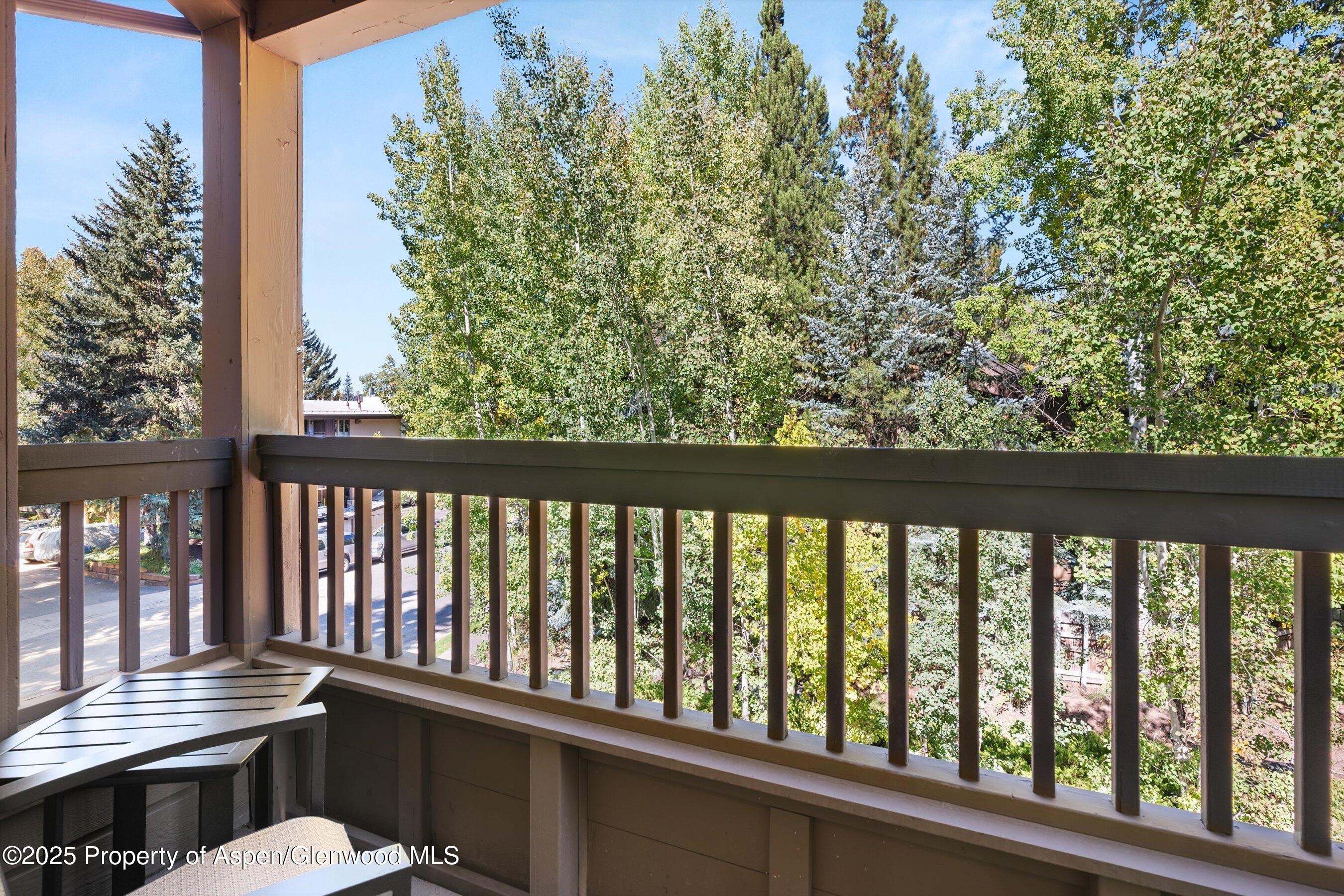 610 S West End Street, A304