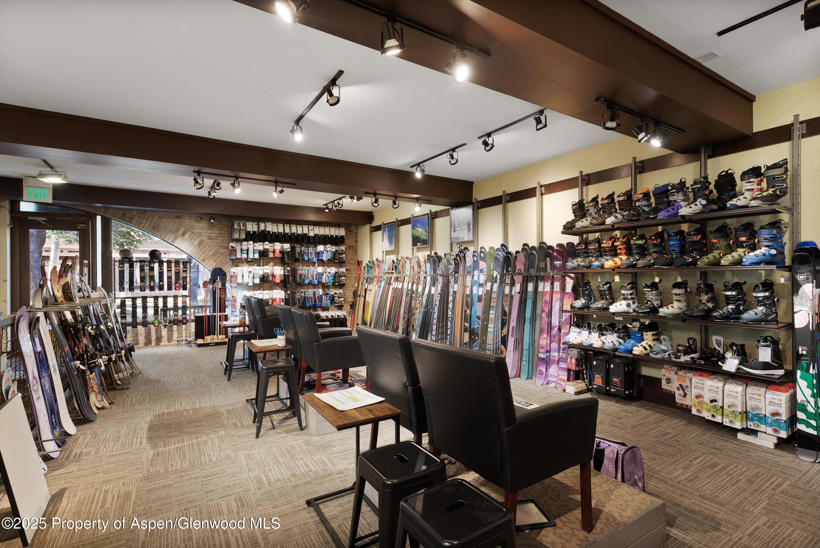 408 E Cooper Avenue, Aspen