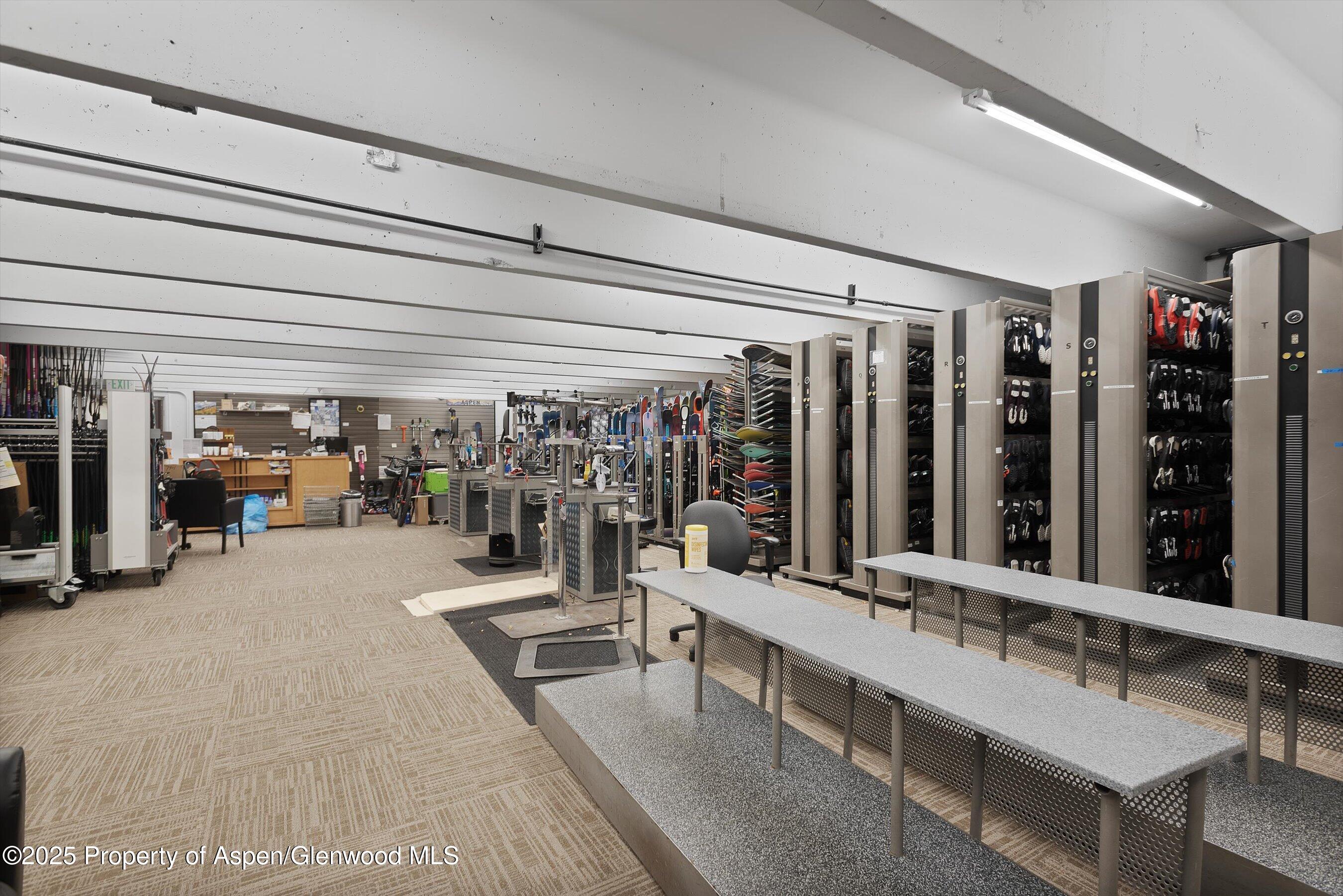 408 E Cooper Avenue, Aspen