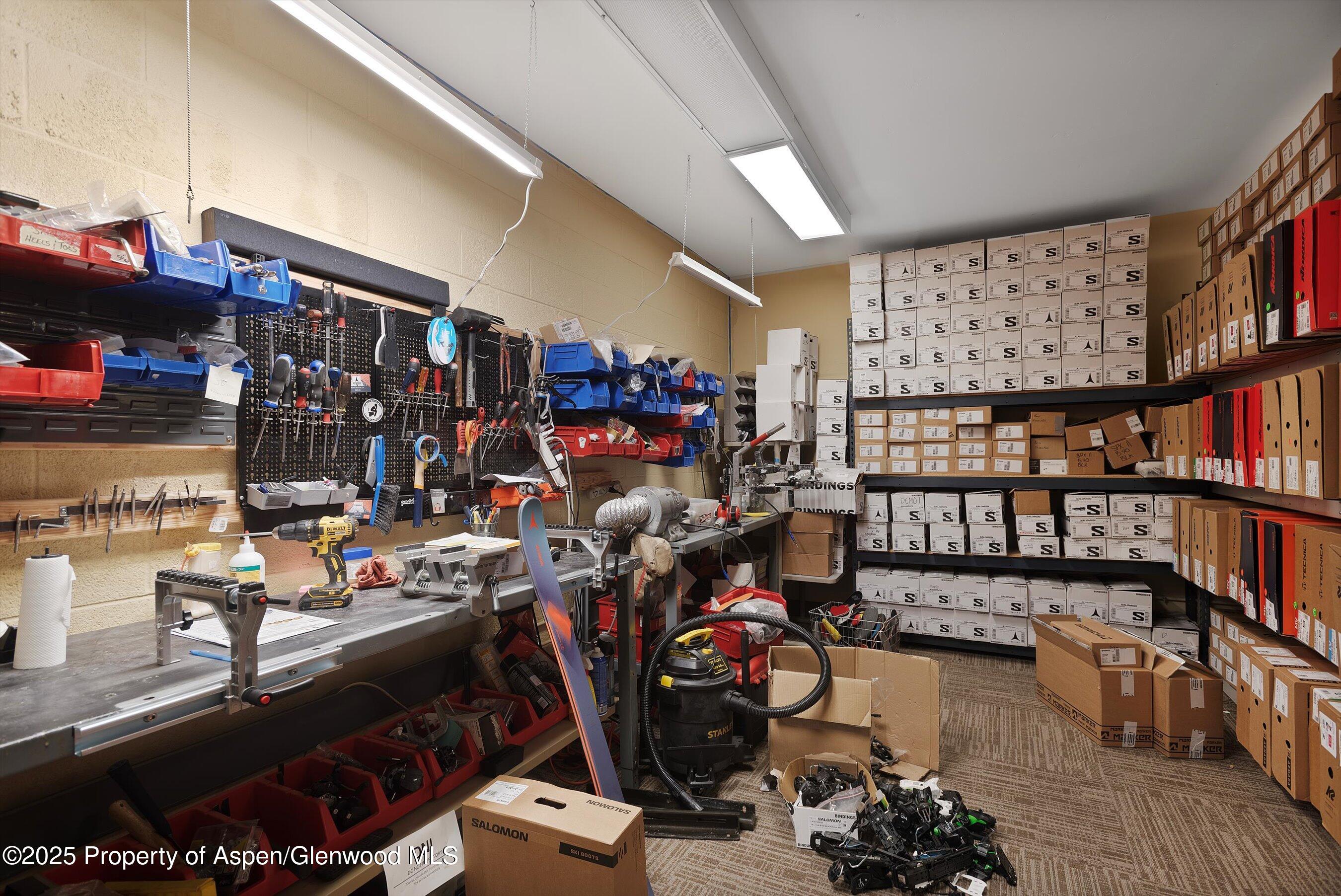 408 E Cooper Avenue, Aspen