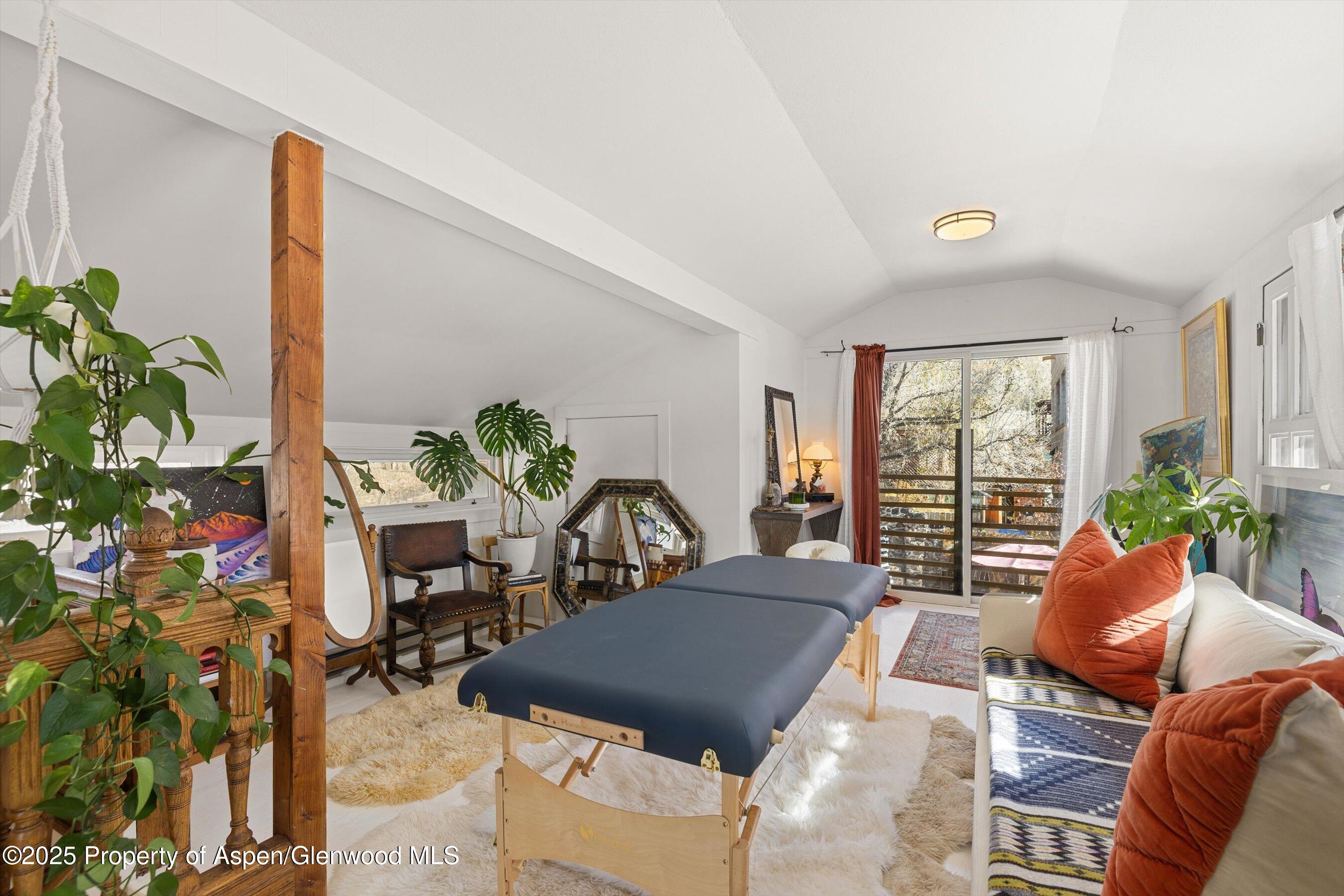 160 & 162 Midland Avenue