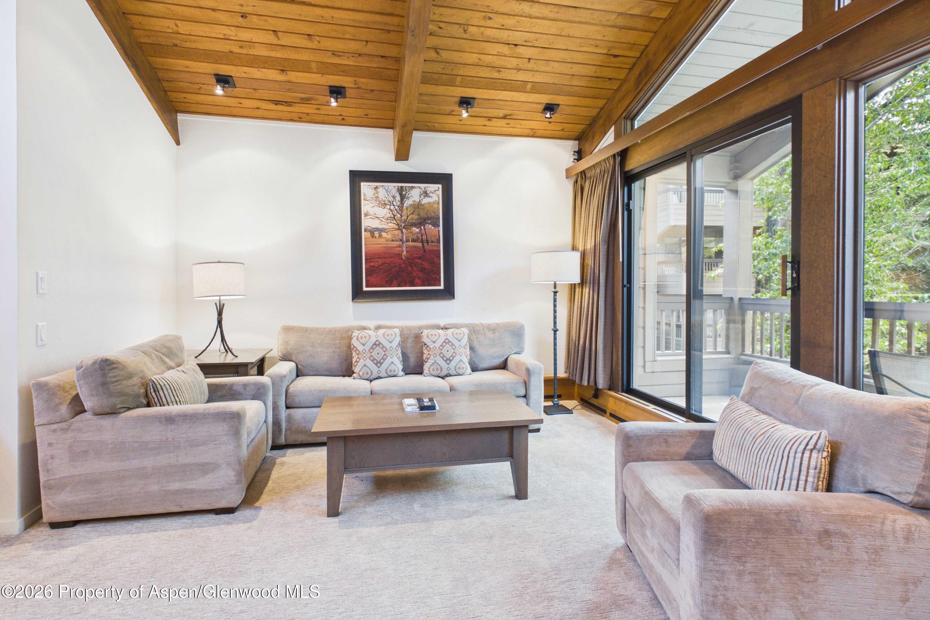 610 S West End Street D304