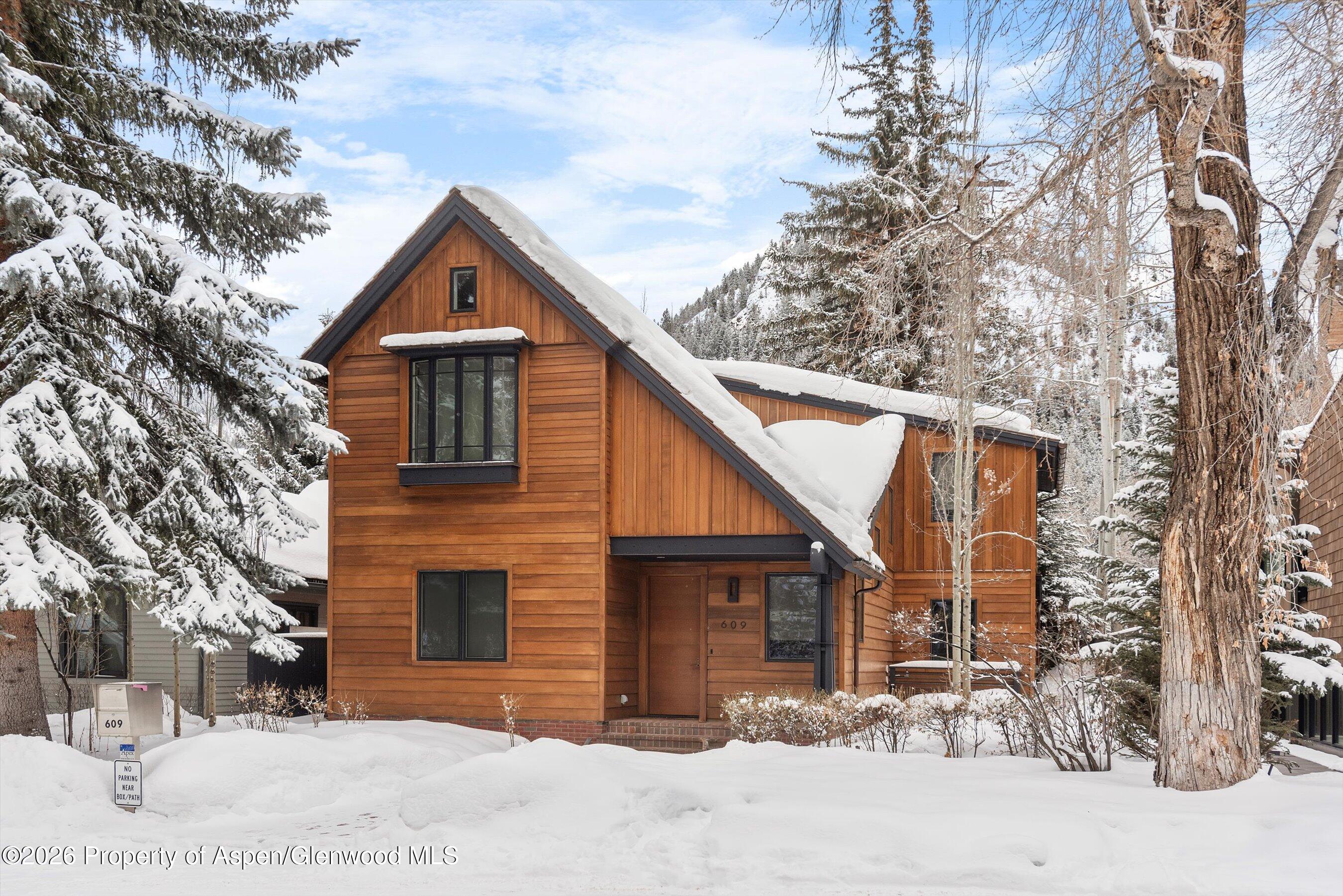 609 W Bleeker Street