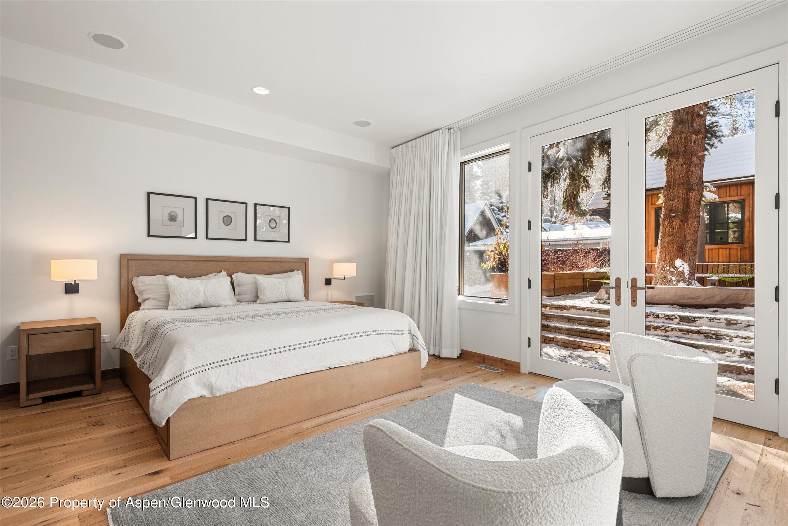 609 W Bleeker Street