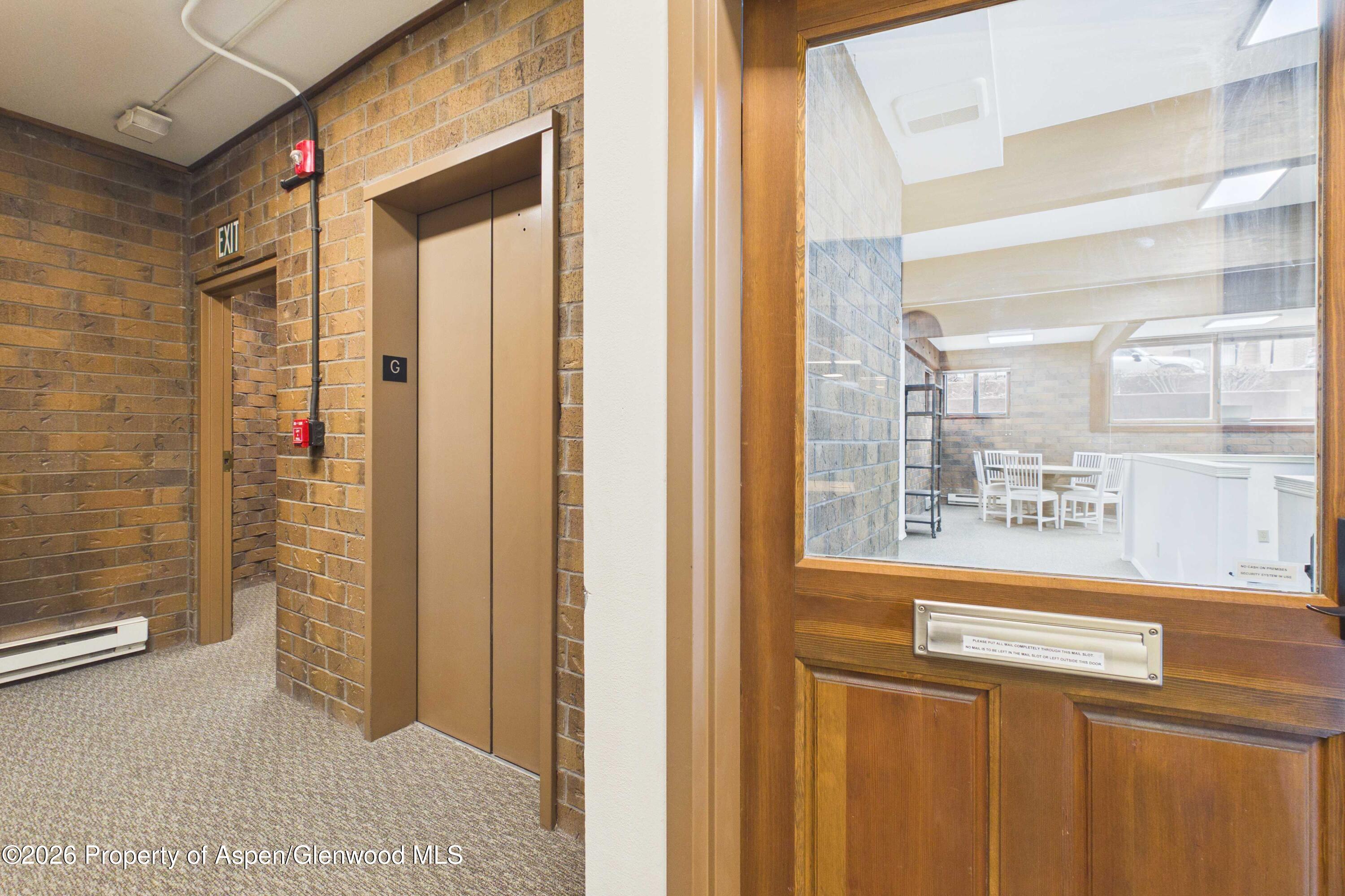 215 S Monarch Street G101