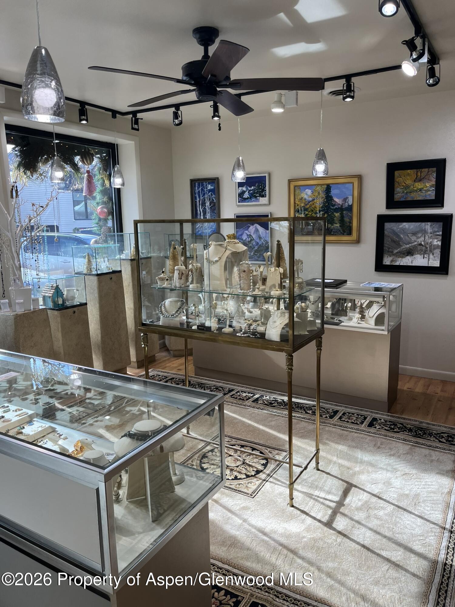 214 Midland Avenue First Floor