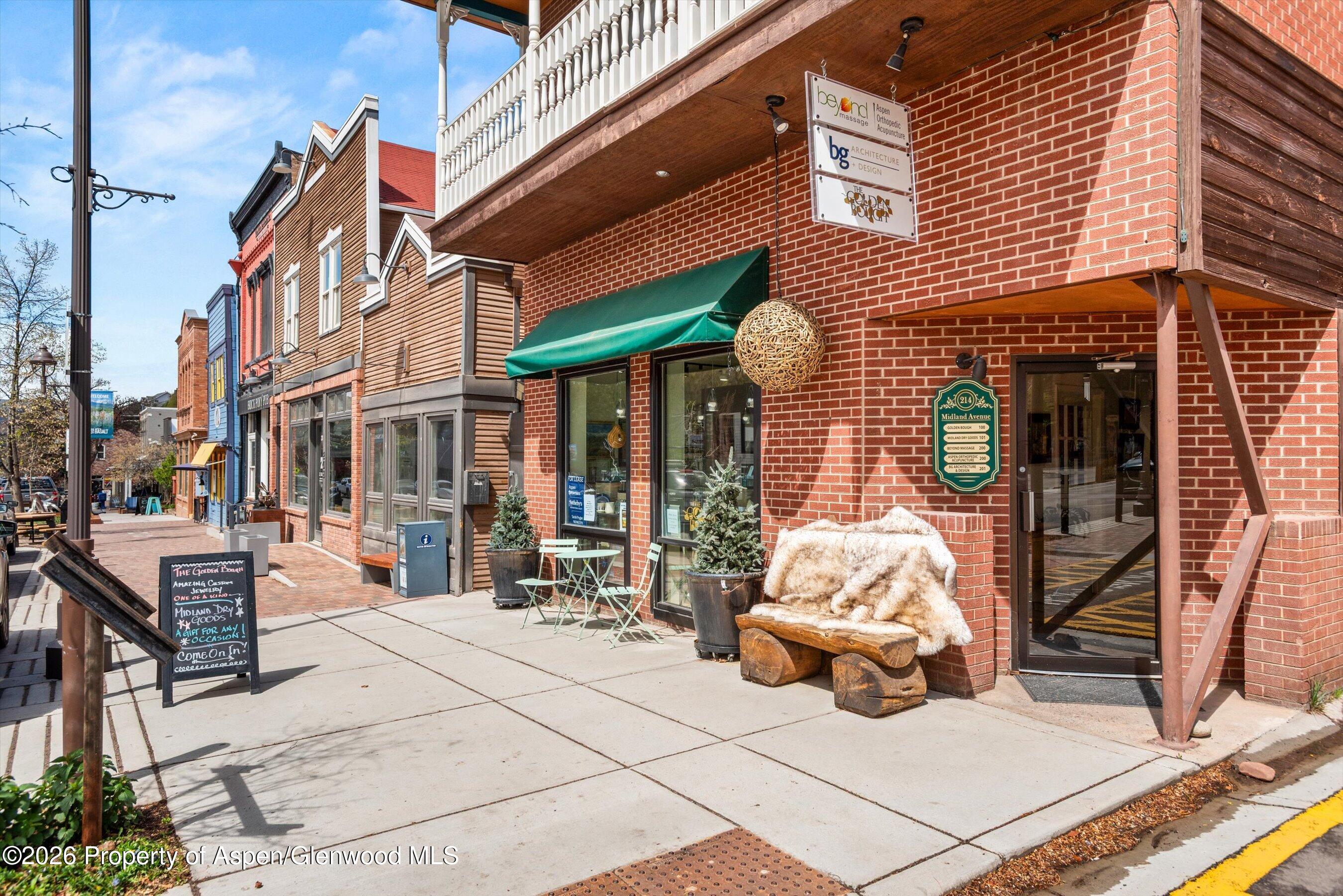 214 Midland Avenue First Floor