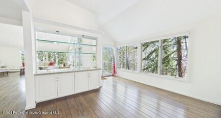 209 Larkspur Lane