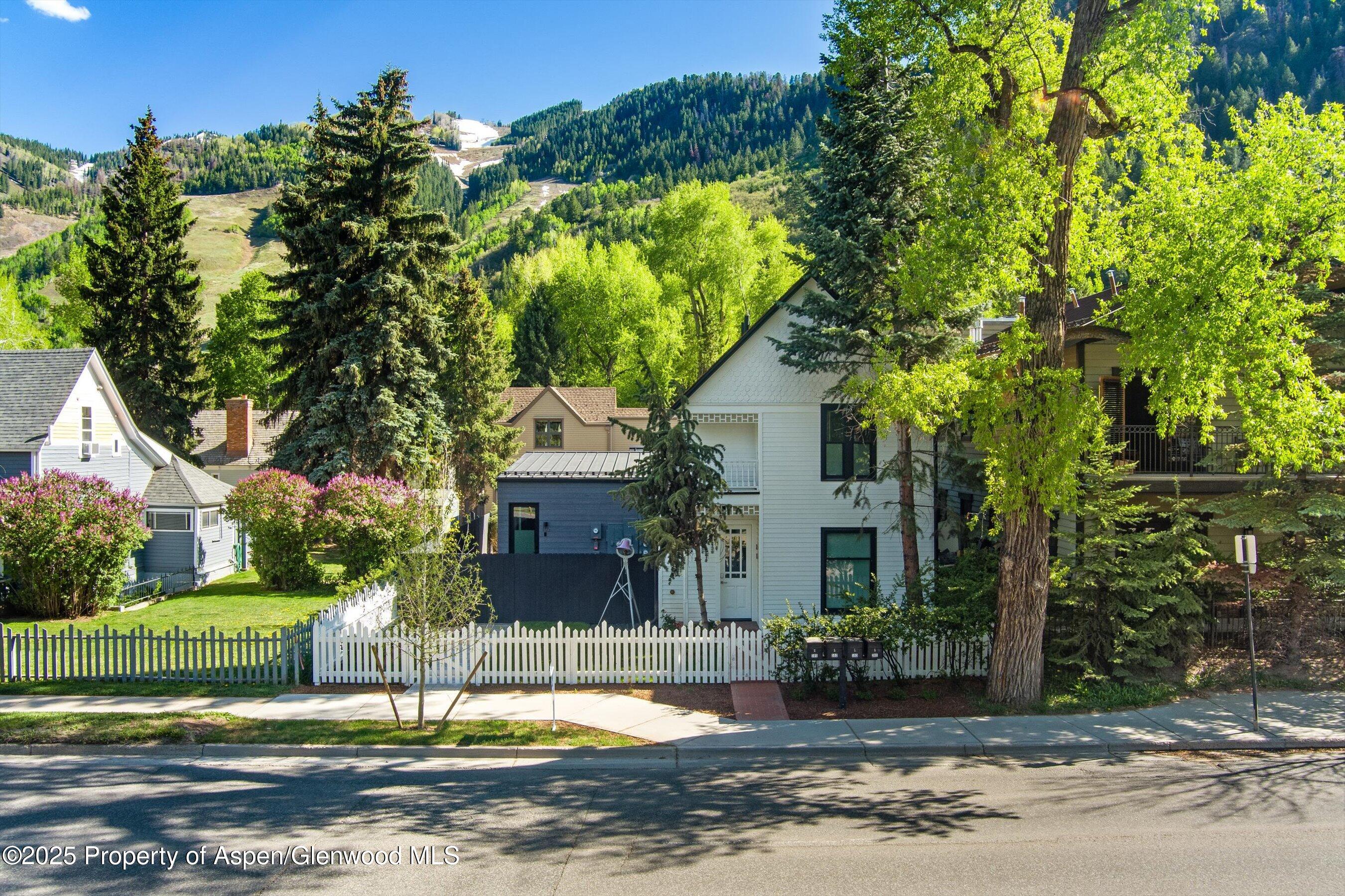 211 W Main Street