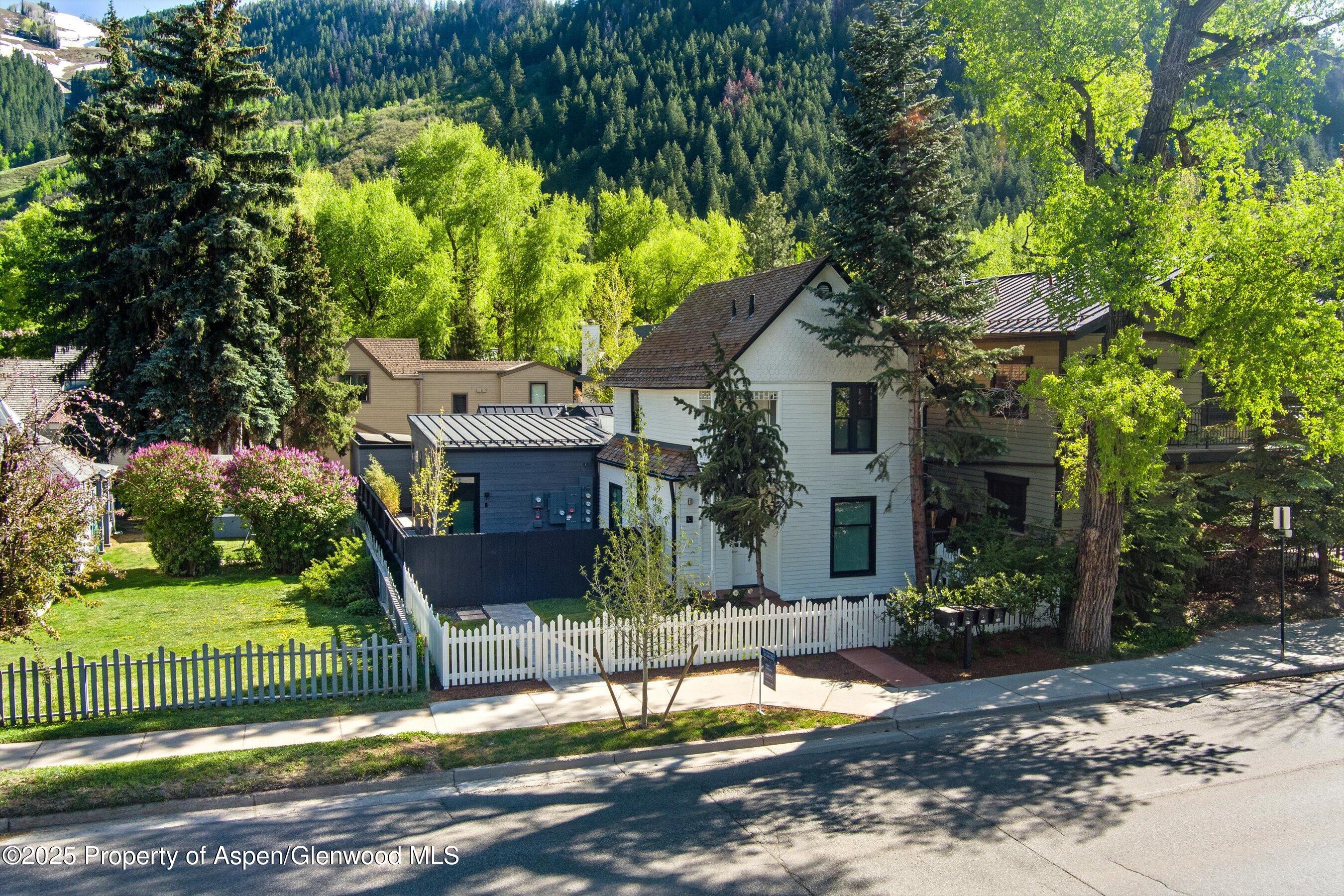 211 W Main Street