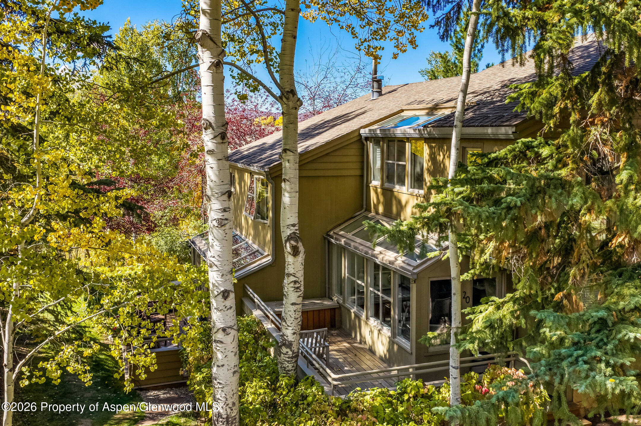 100 N 8th Street 19