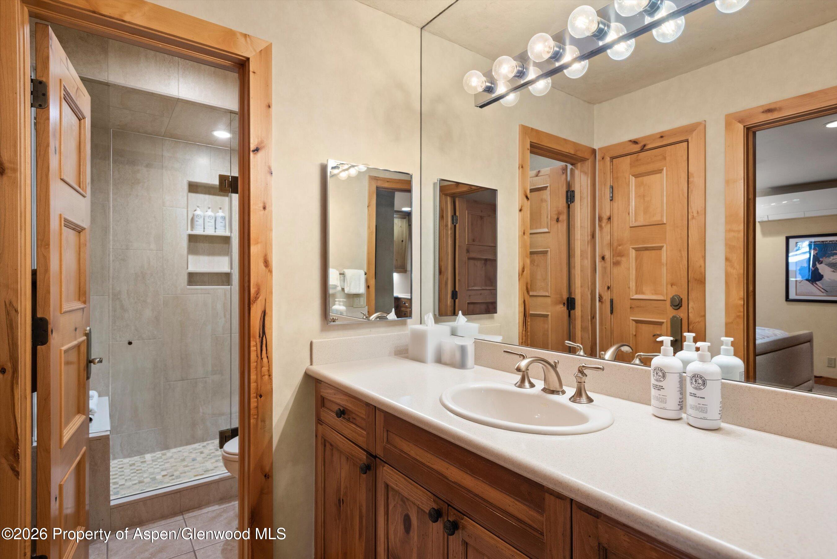 610 S West End Street D105