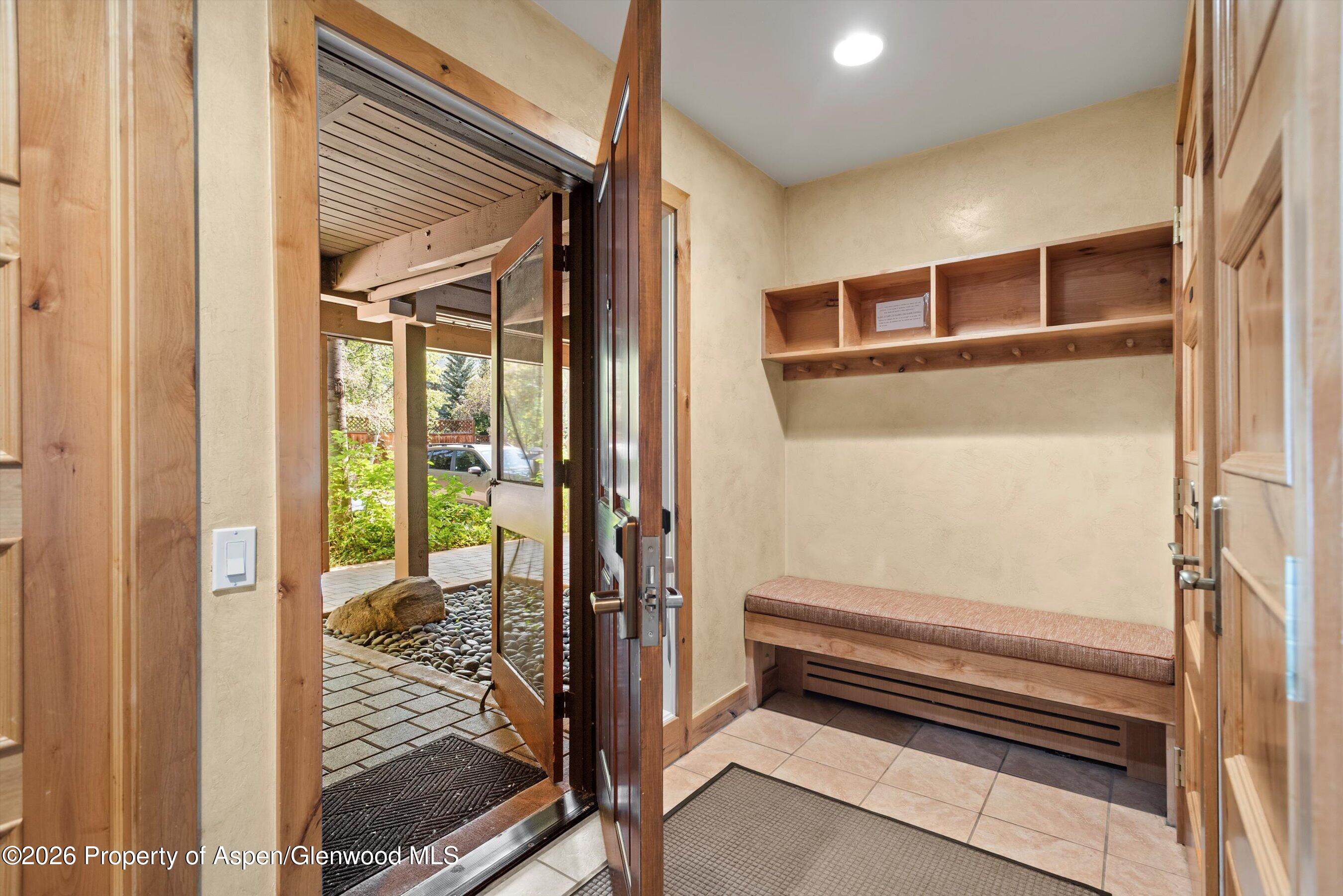 610 S West End Street D105