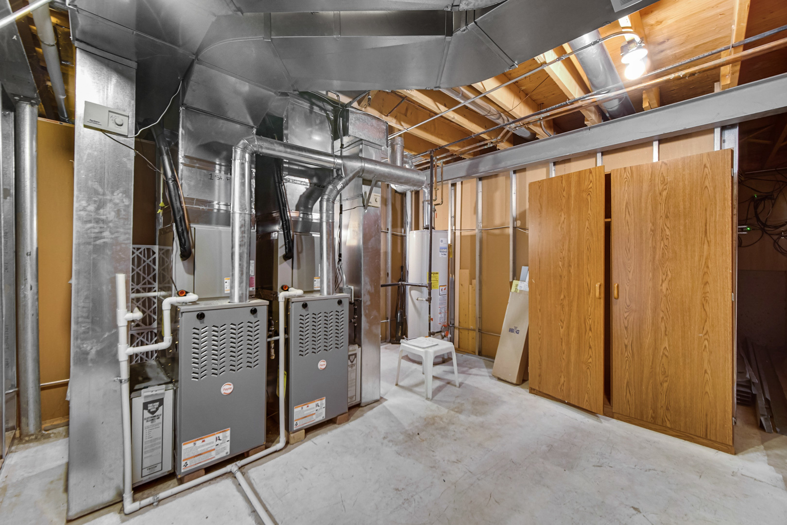 8612 Brookside Glen Drive