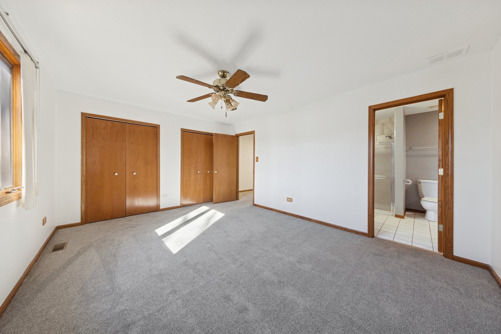 10956 S 76th Avenue Unit: F