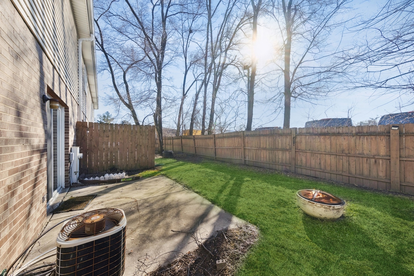 10956 S 76th Avenue Unit: F