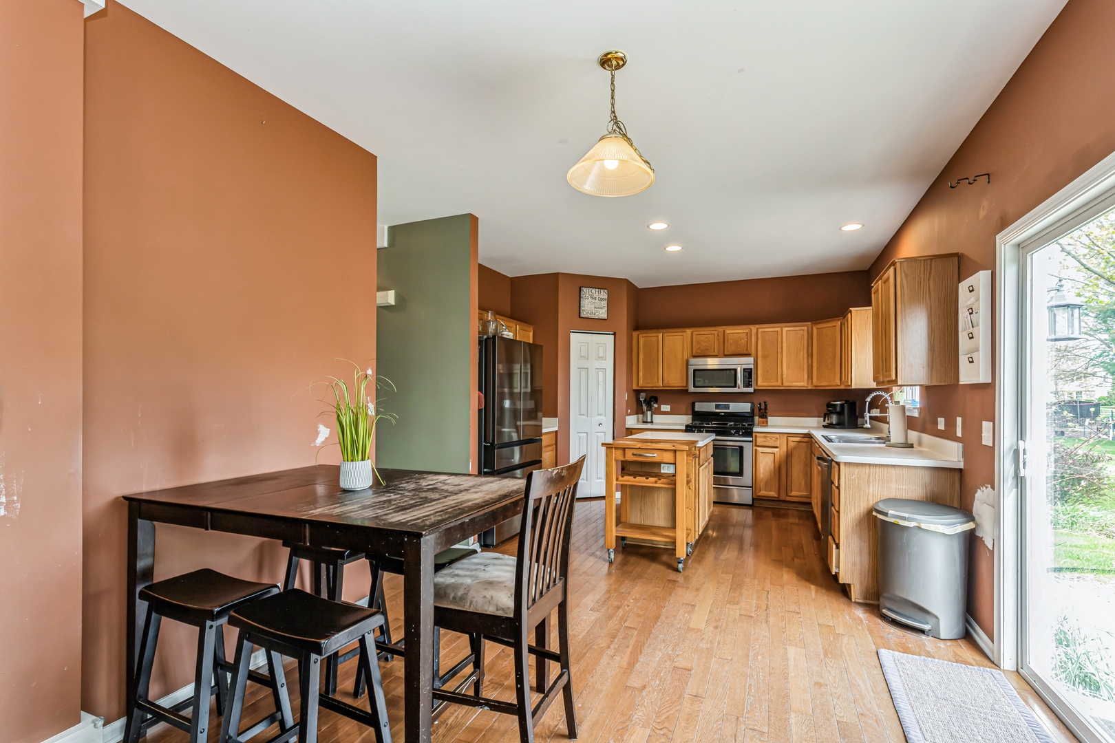 261 CLOVER CHASE Circle