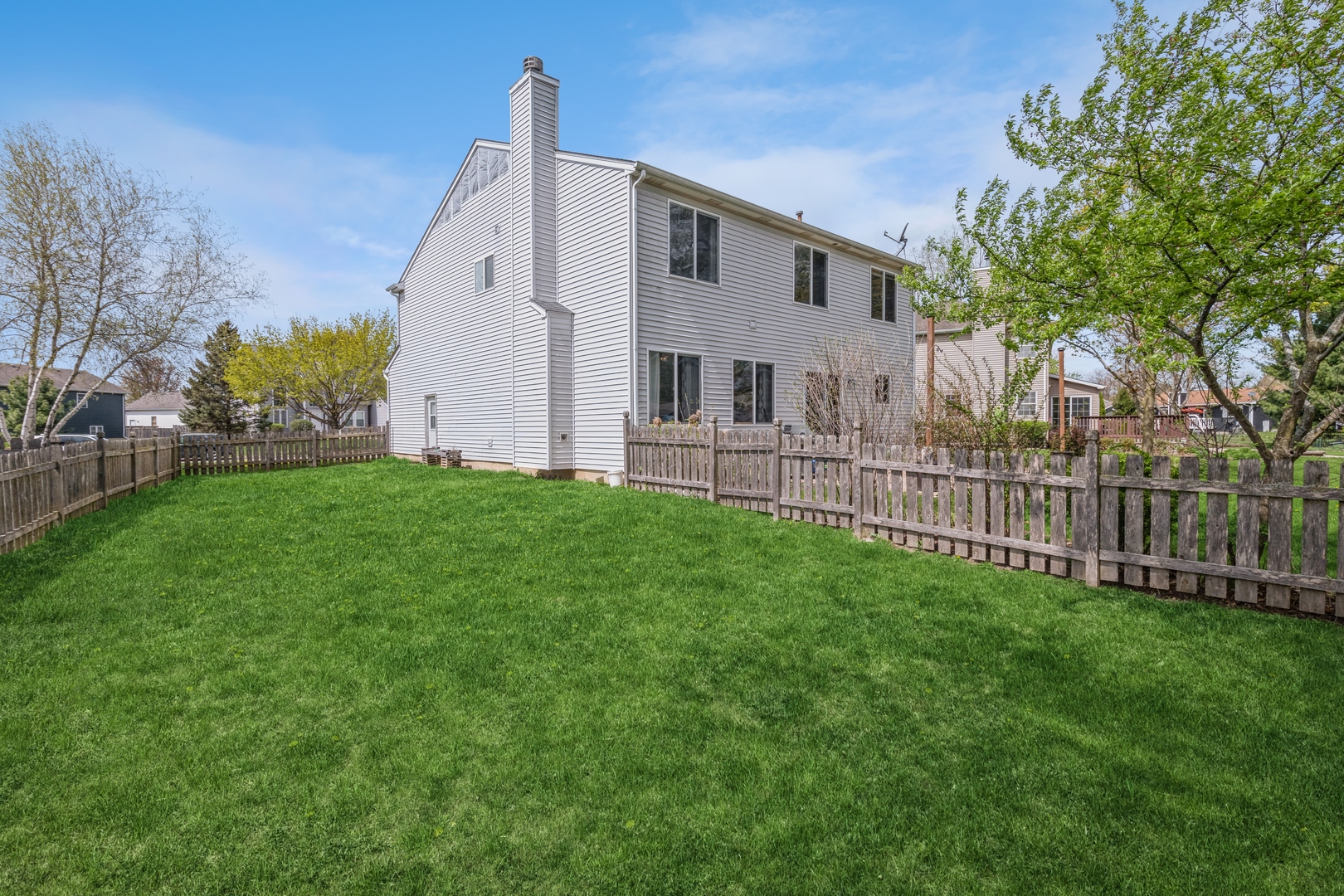 261 CLOVER CHASE Circle
