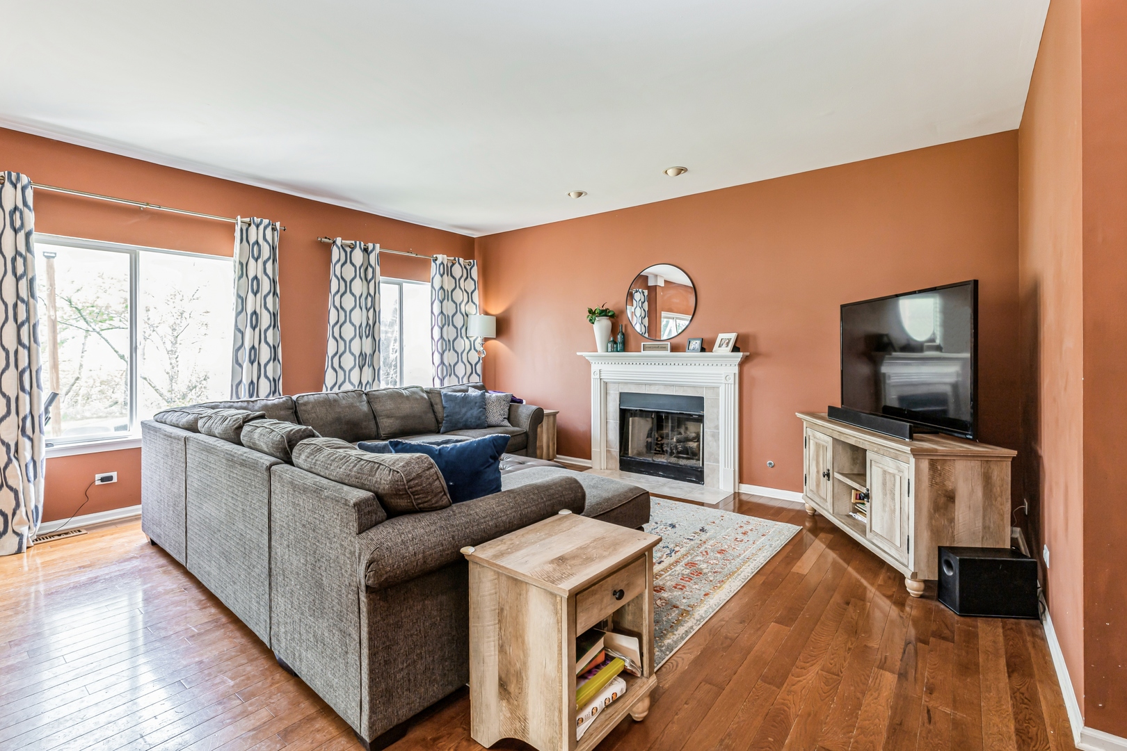 261 CLOVER CHASE Circle
